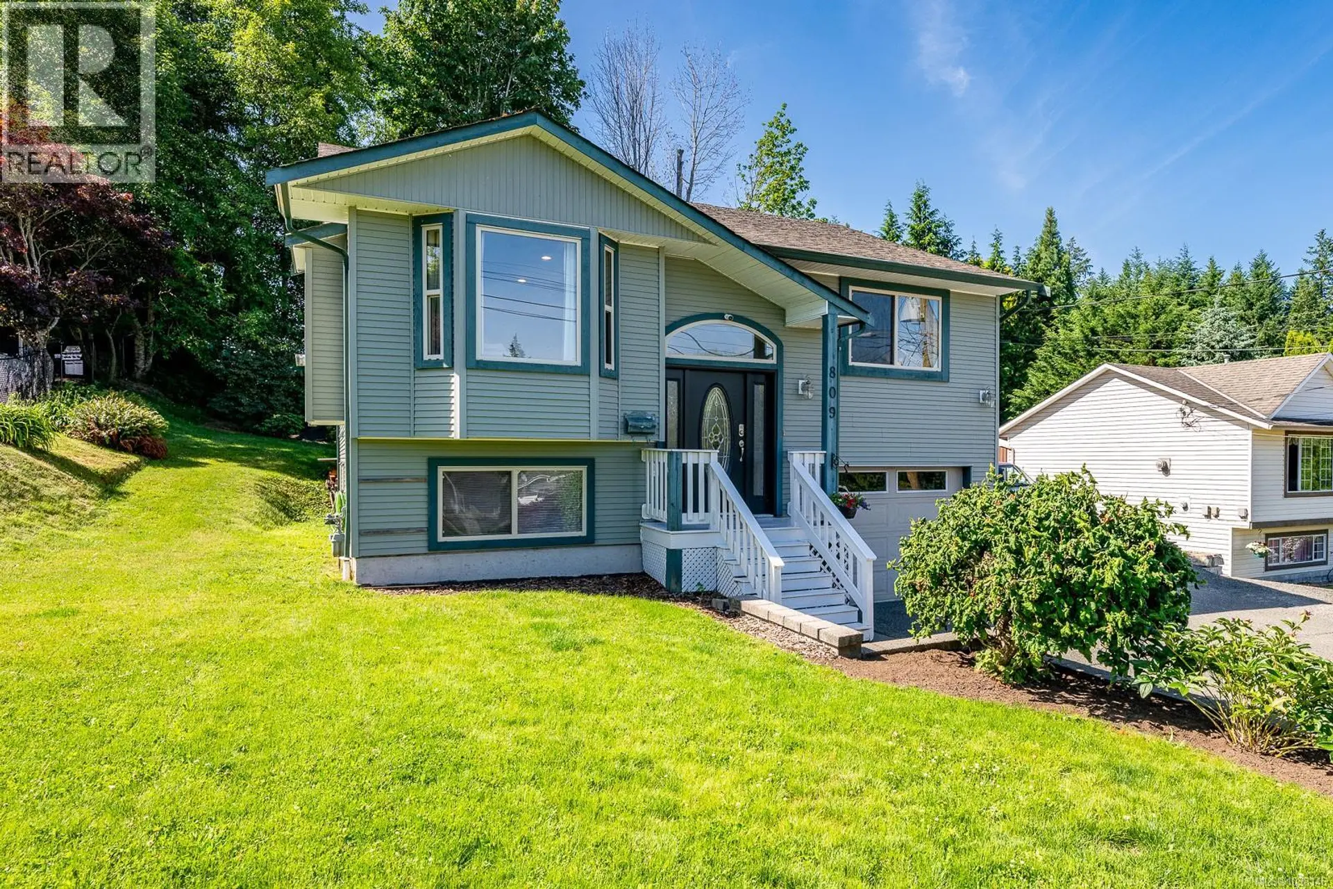 Property at 809 Willowcrest Rd, Campbell River, BC
