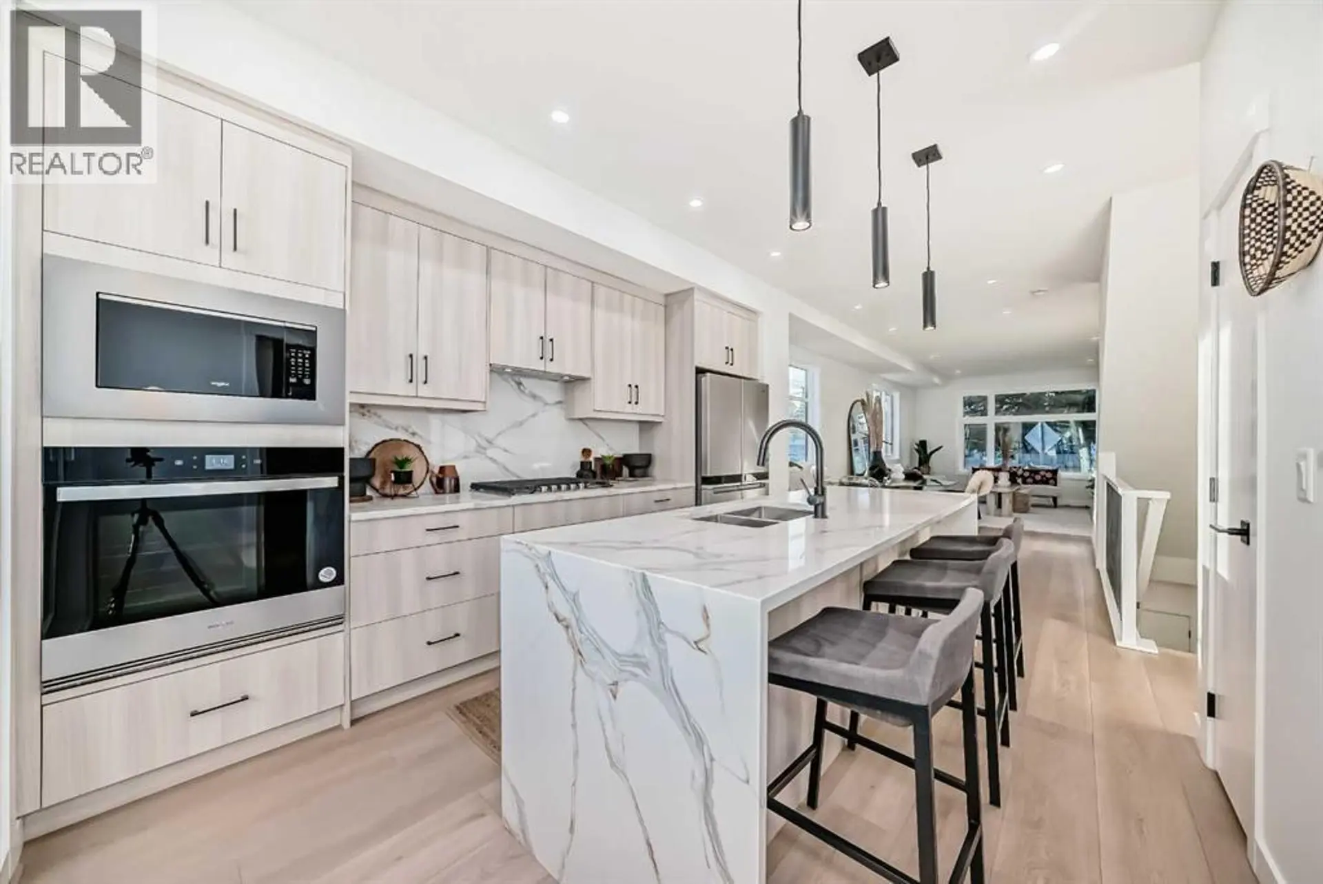 #2 3404 8 Avenue SW - Image 4