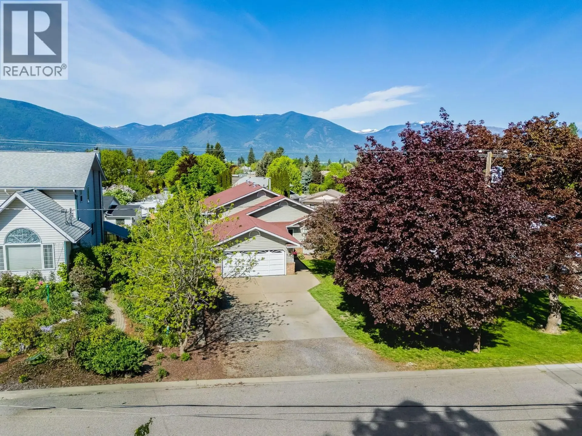 Property at 625 24 Avenue S, Creston, BC