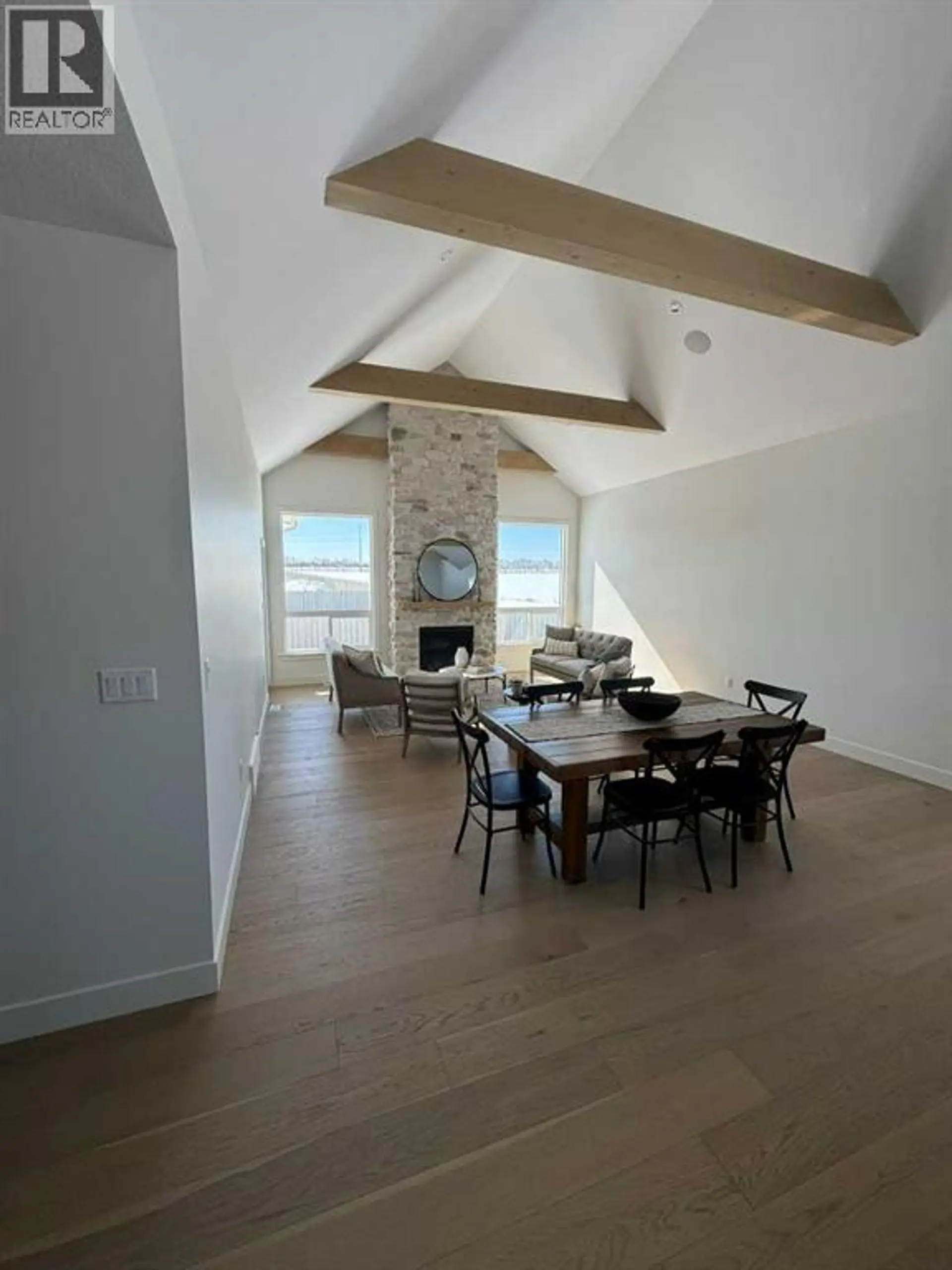 12005 54 Avenue - Image 3