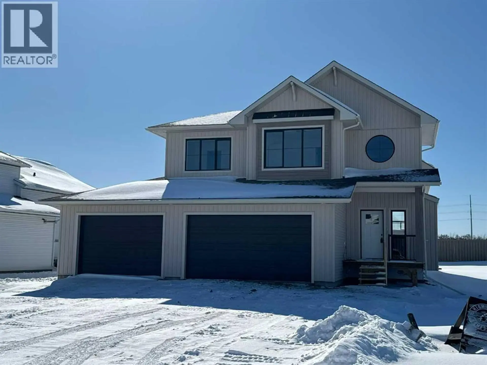 12005 54 Avenue - Image 1