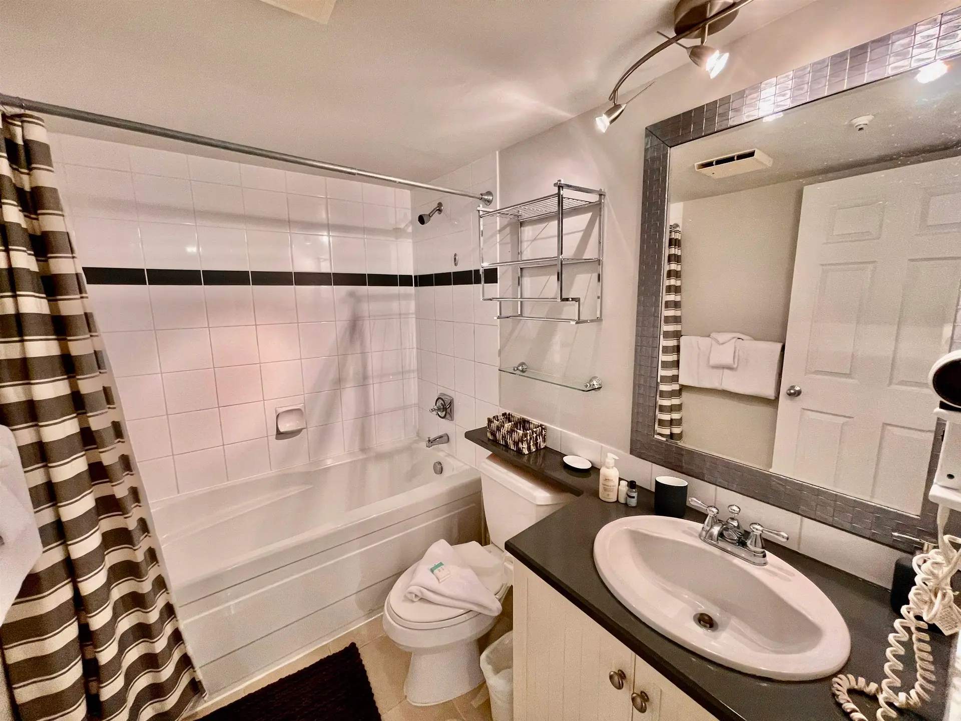 #103 4800 Spearhead Drive - Image 9