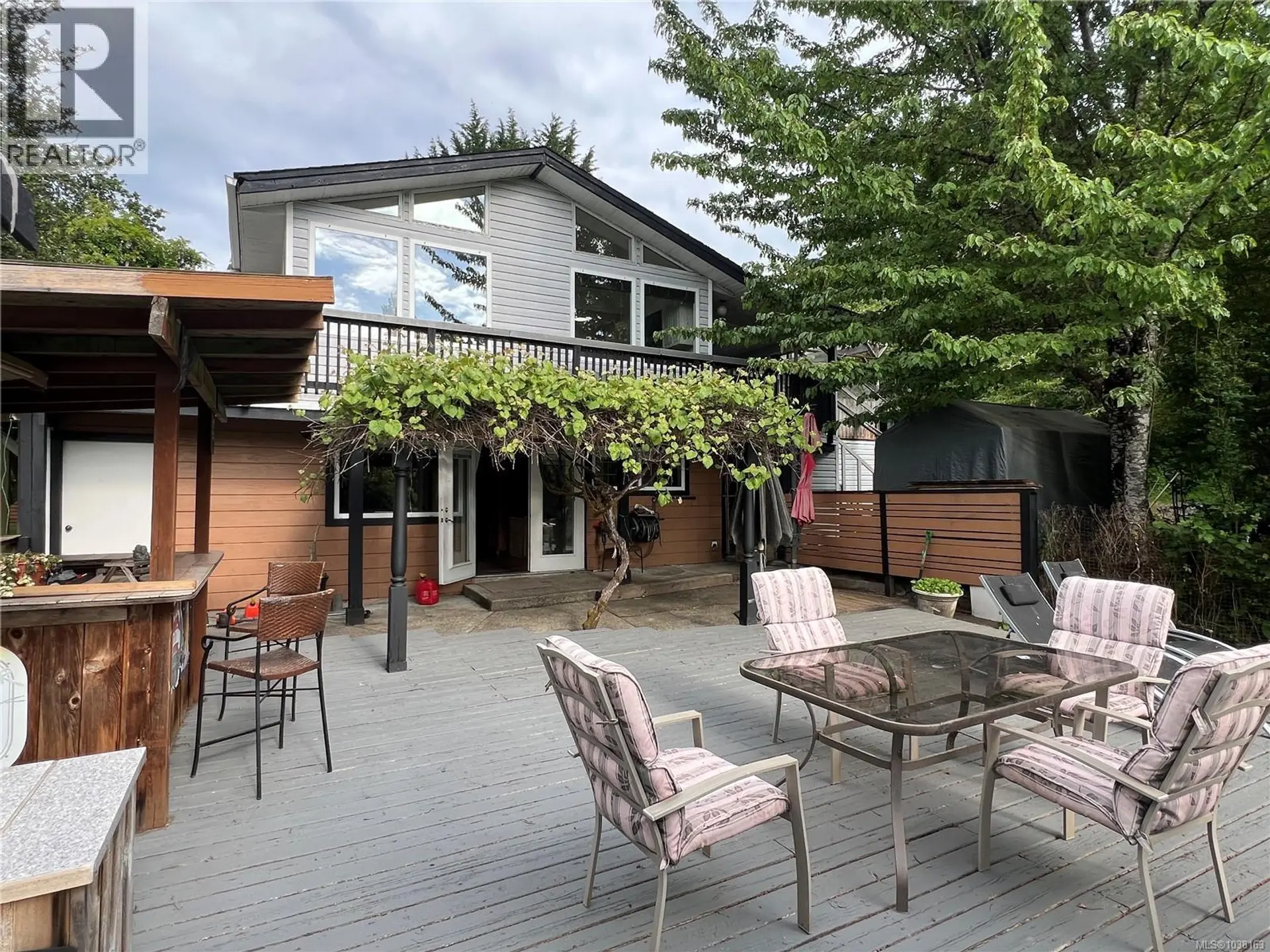 Property at 9146 West Saanich Rd, North Saanich, BC