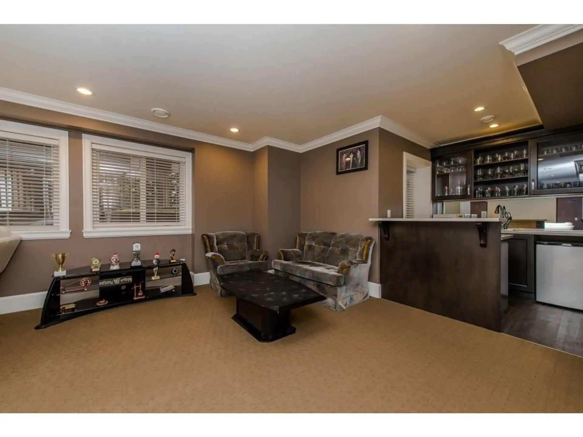 #11 3363 Horn Street - Image 16
