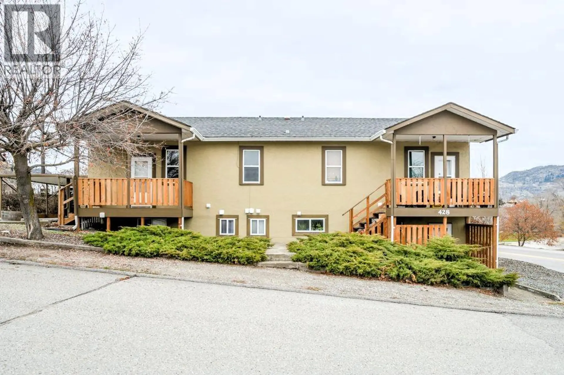 Property at 428 HILLCREST Avenue, Oliver, BC