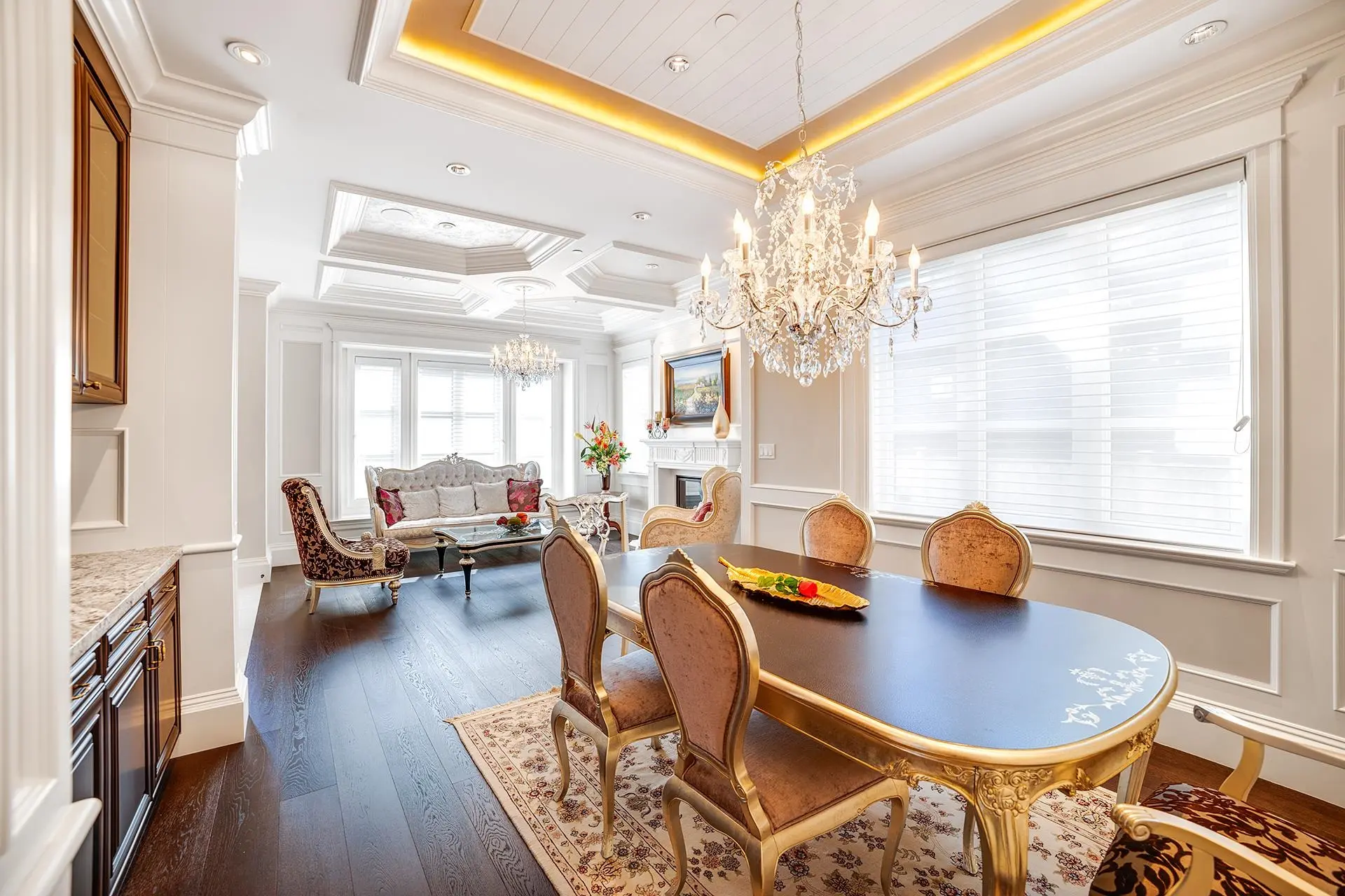 5989 Cartier Street - Image 6