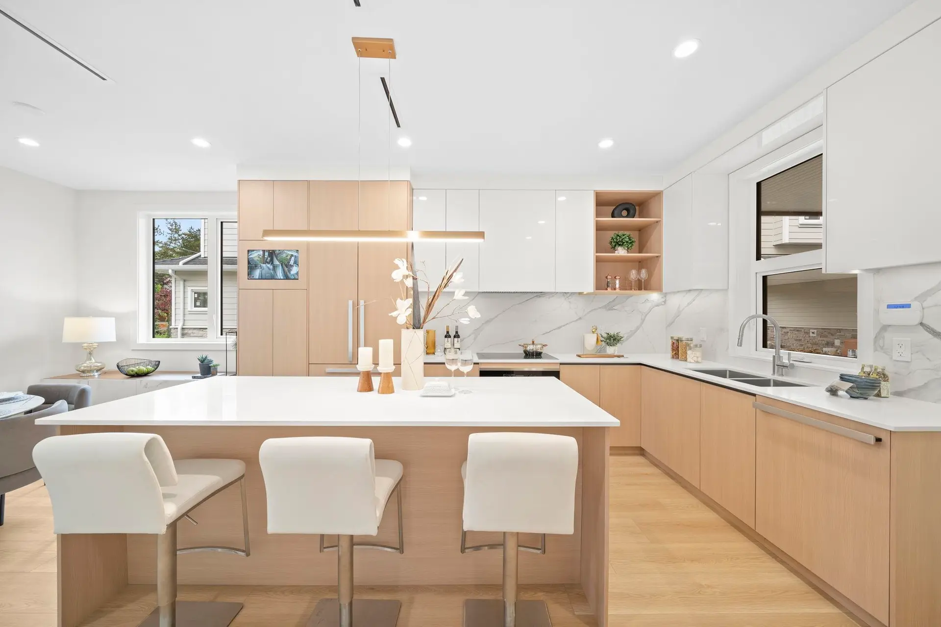 Property at 6700 Francis Rd, Richmond, BC