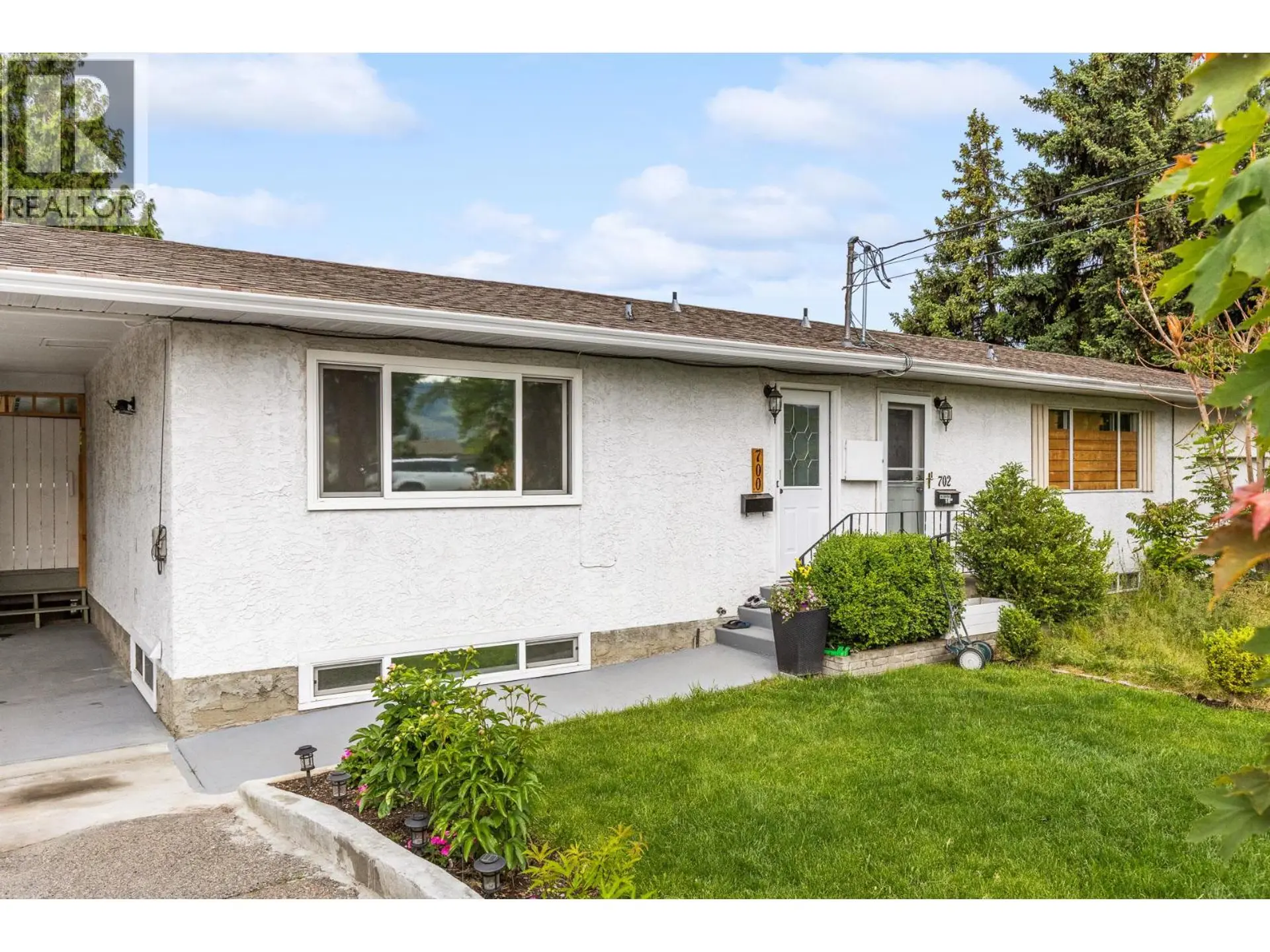 Property at 700 Fraser Road, Kelowna, BC
