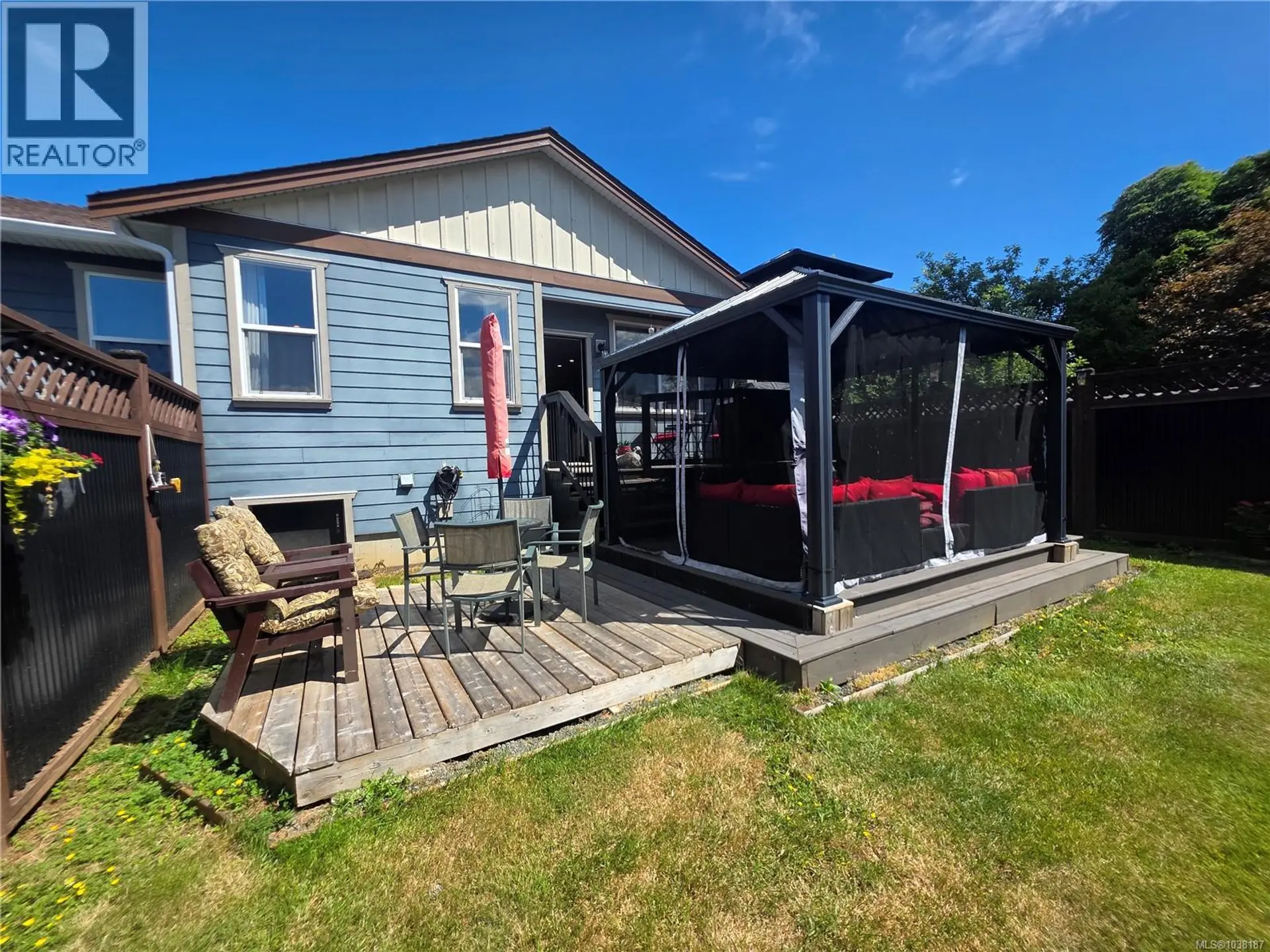 #1 3908 Marpole St - Image 17