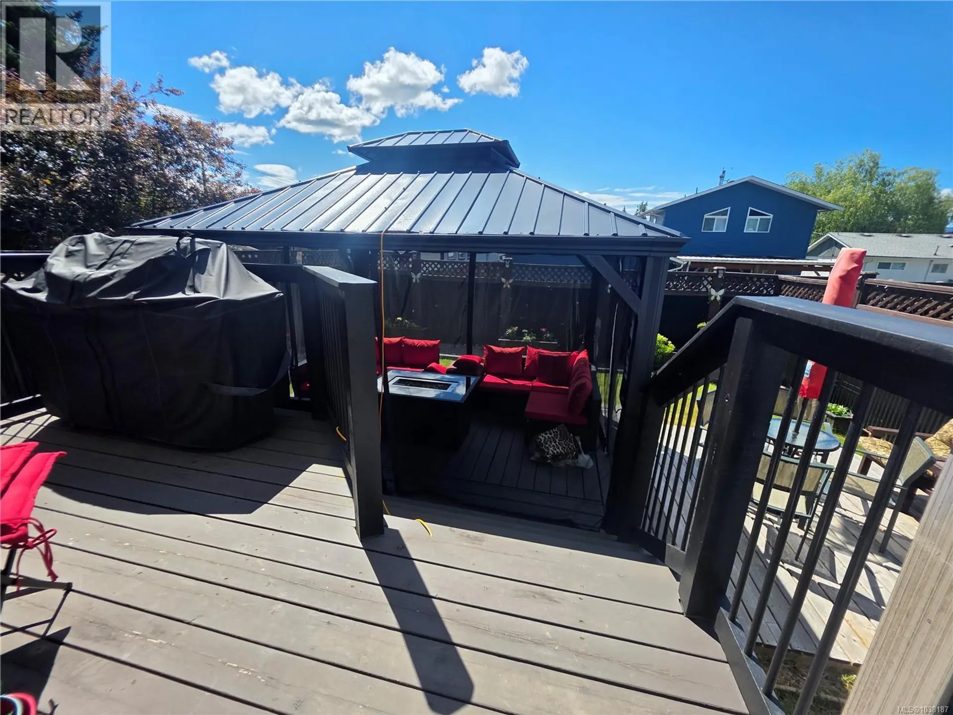 #1 3908 Marpole St - Image 19