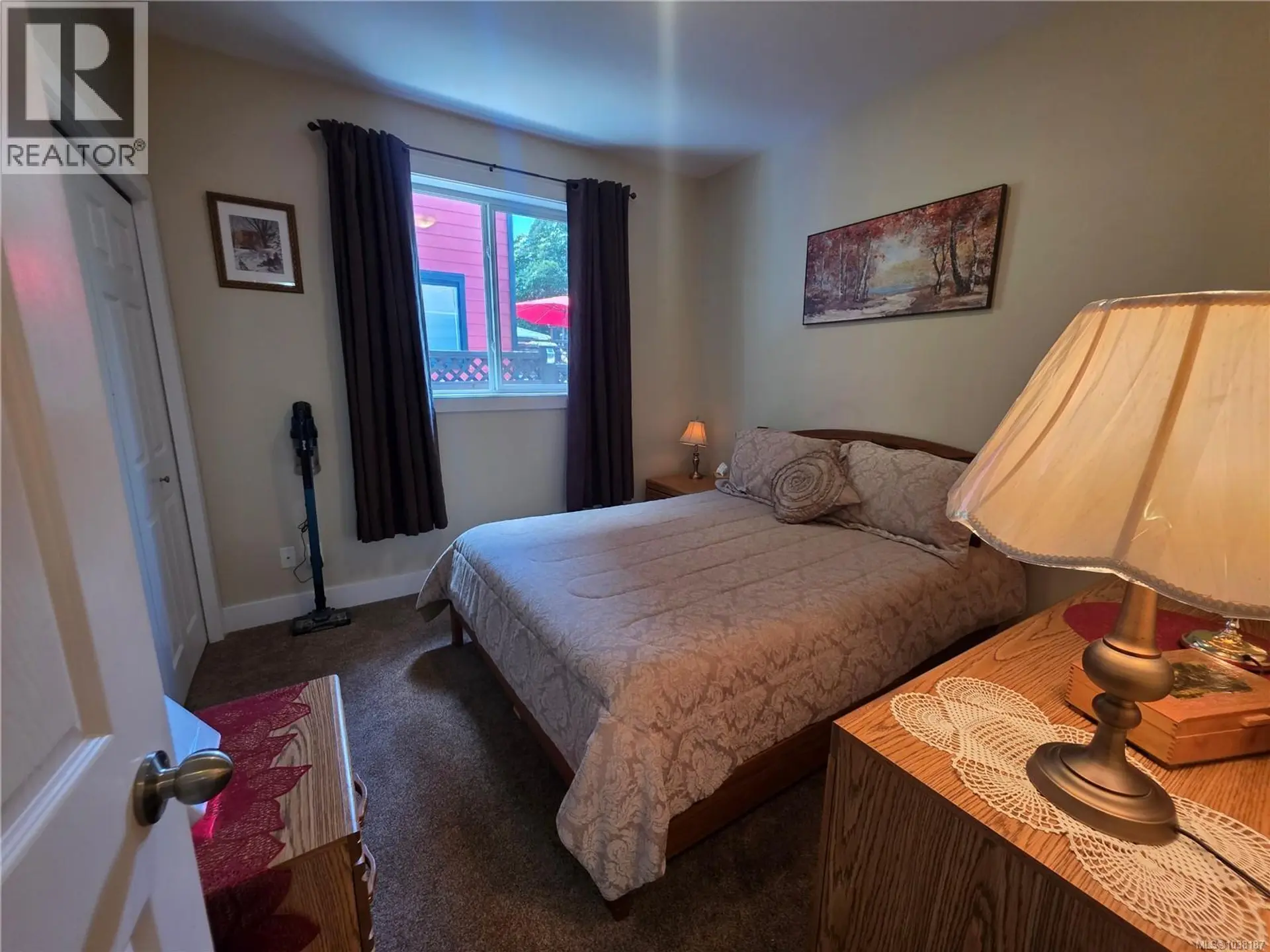 #1 3908 Marpole St - Image 7