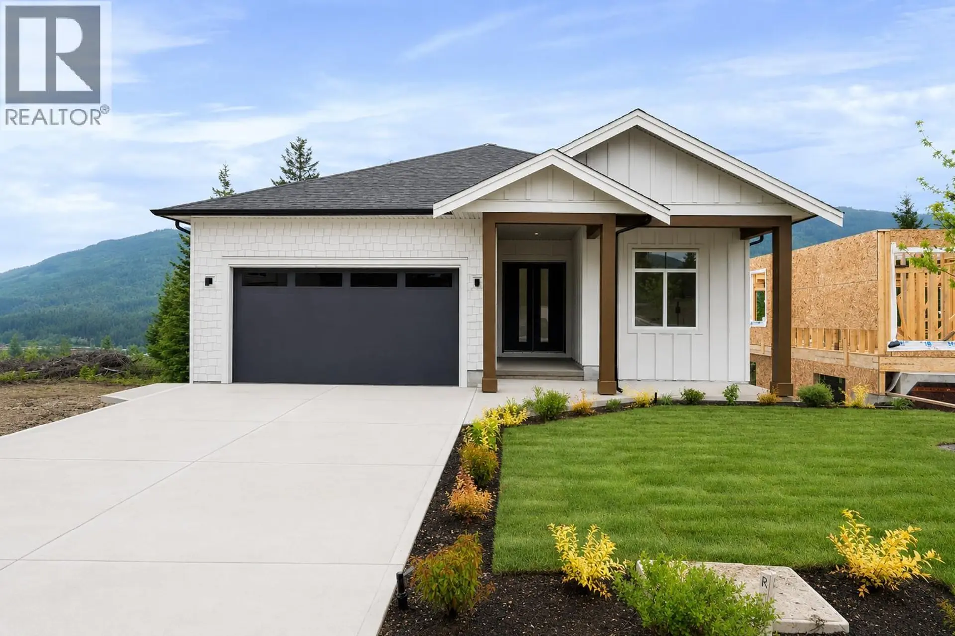Property at 6800 42 Street NE, Salmon Arm, BC