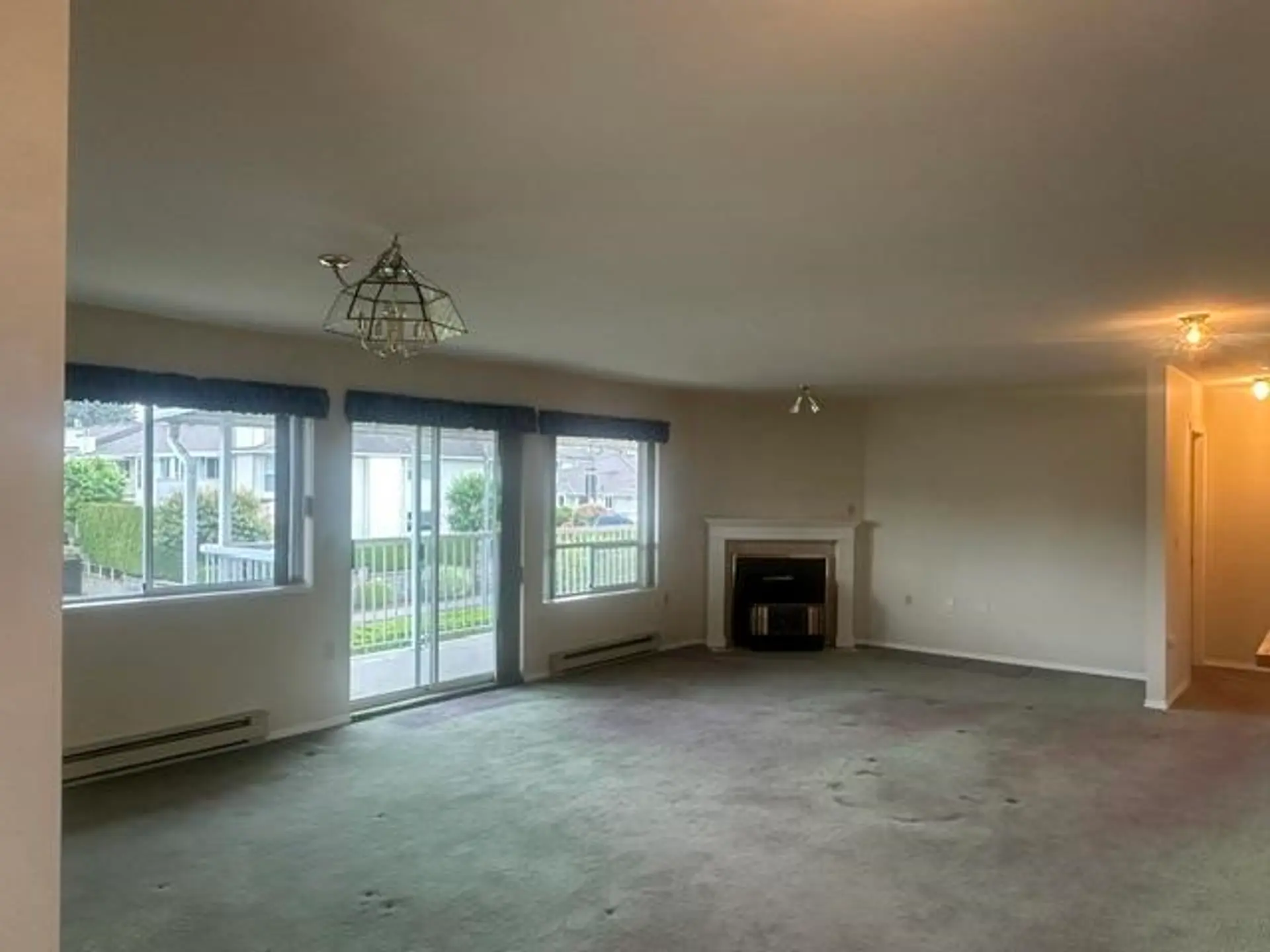 #12 2475 Emerson Street - Image 6