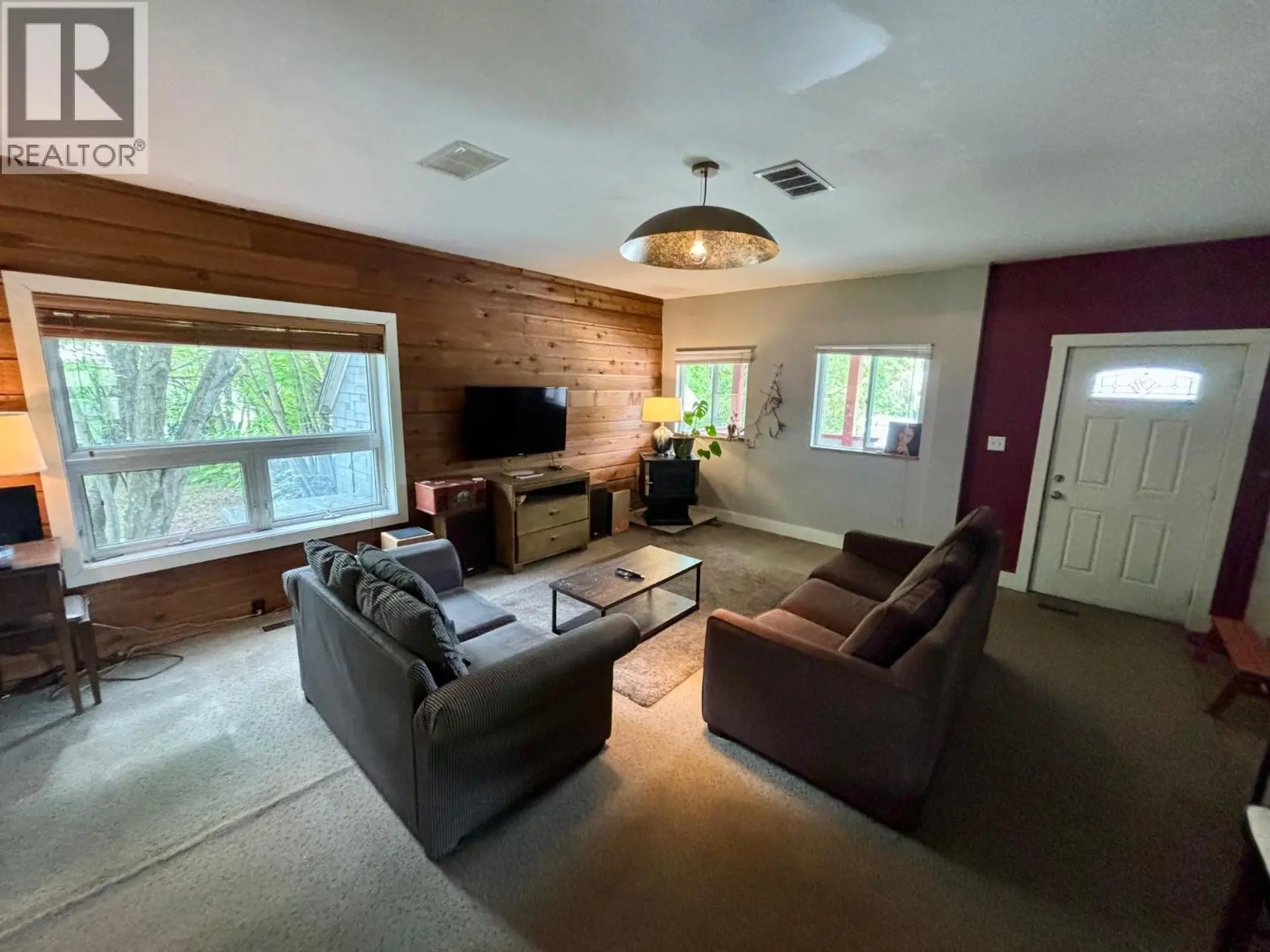 408 Third Street W - Image 5