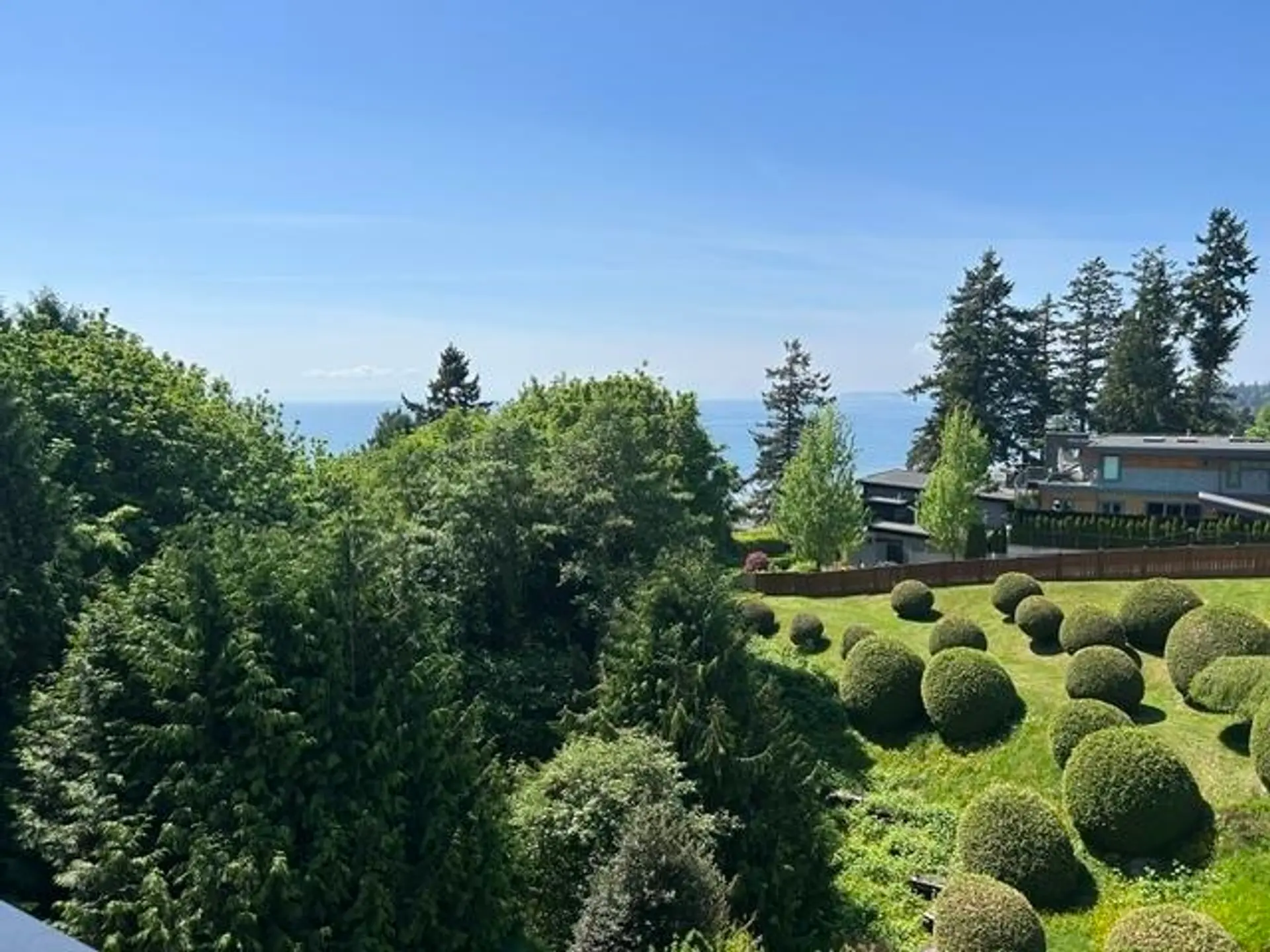 Property at #401 1350 Vidal Street, White Rock, BC