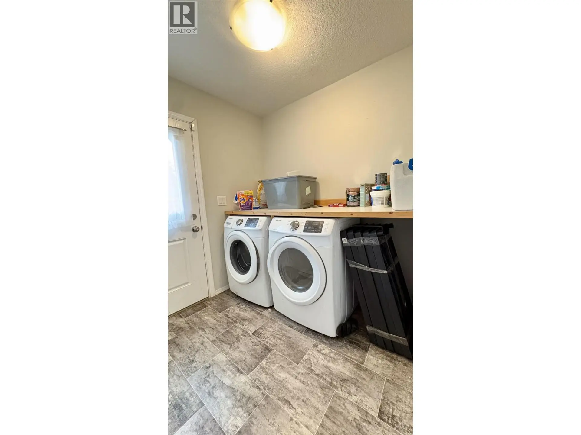 2205 REDWOOD CRESCENT - Image 11