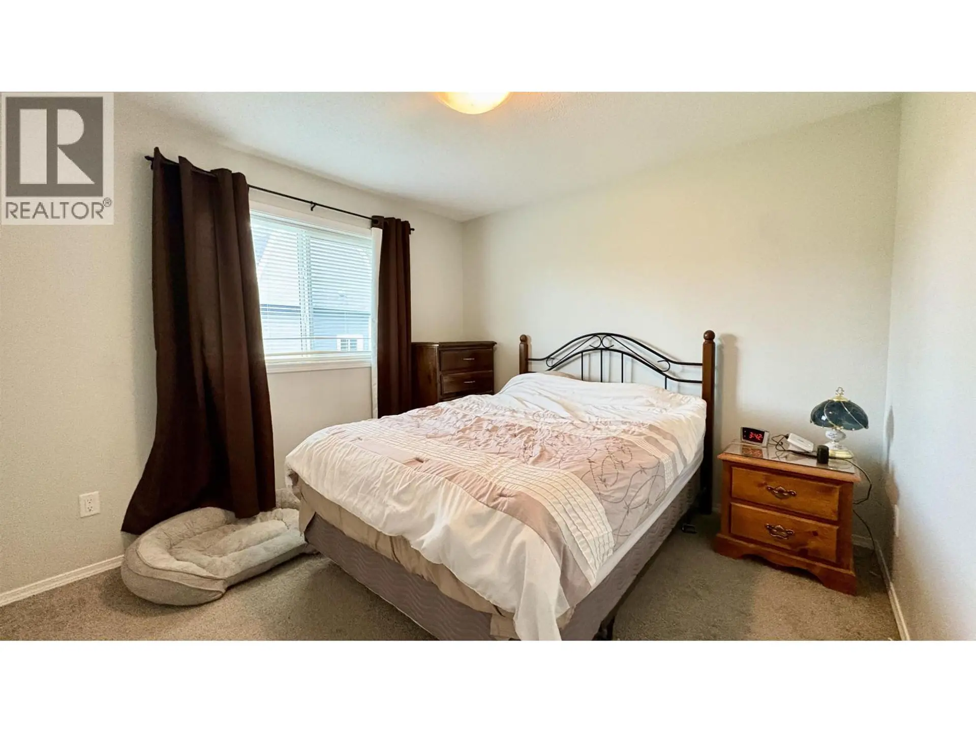 2205 REDWOOD CRESCENT - Image 9