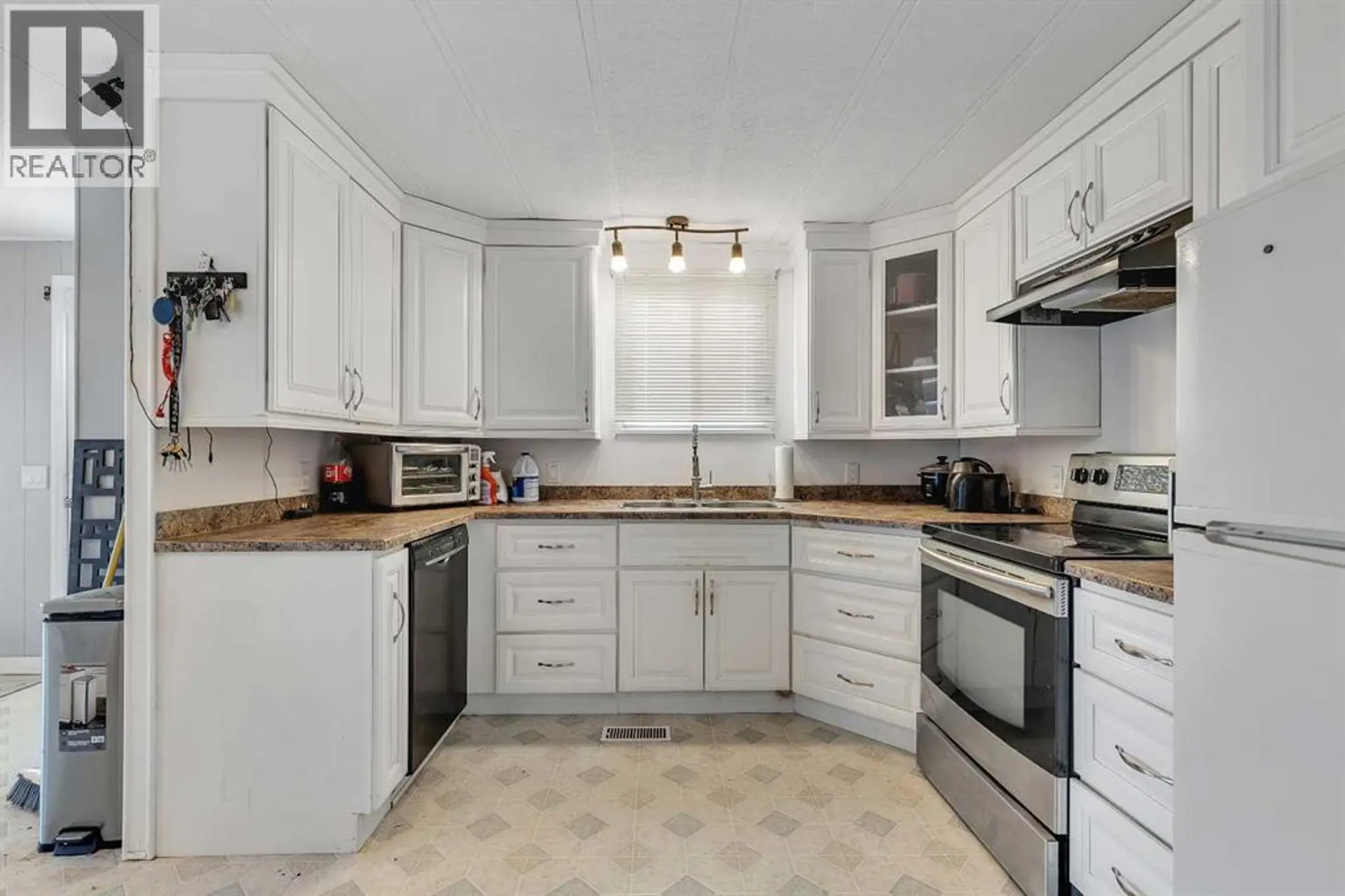 101 Huntstrom Drive NE - Image 6