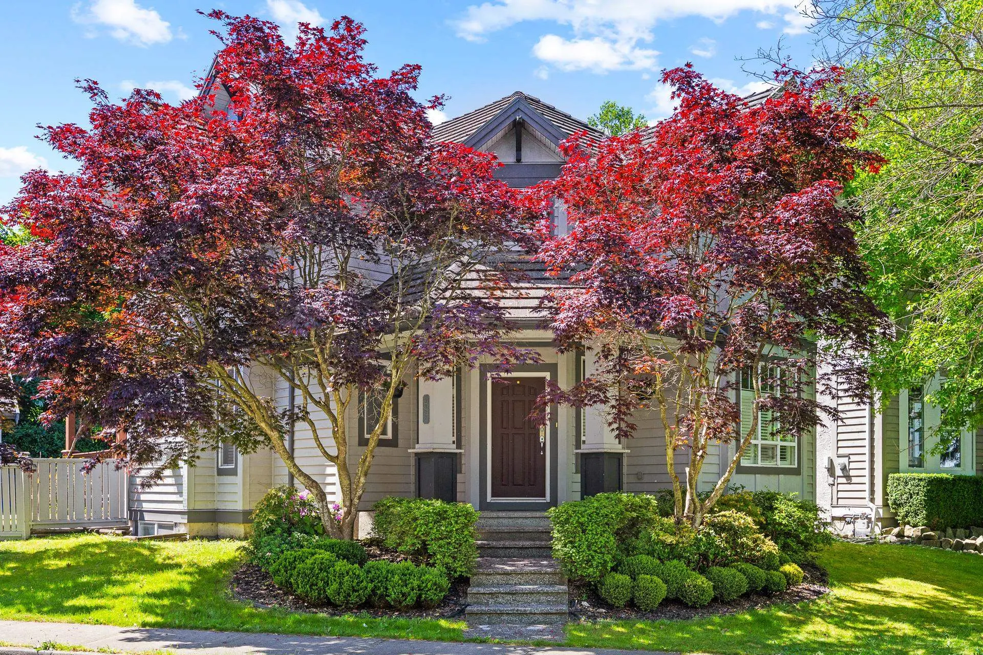 Property at 3307 Rosemary Heights Crescent, Surrey, BC
