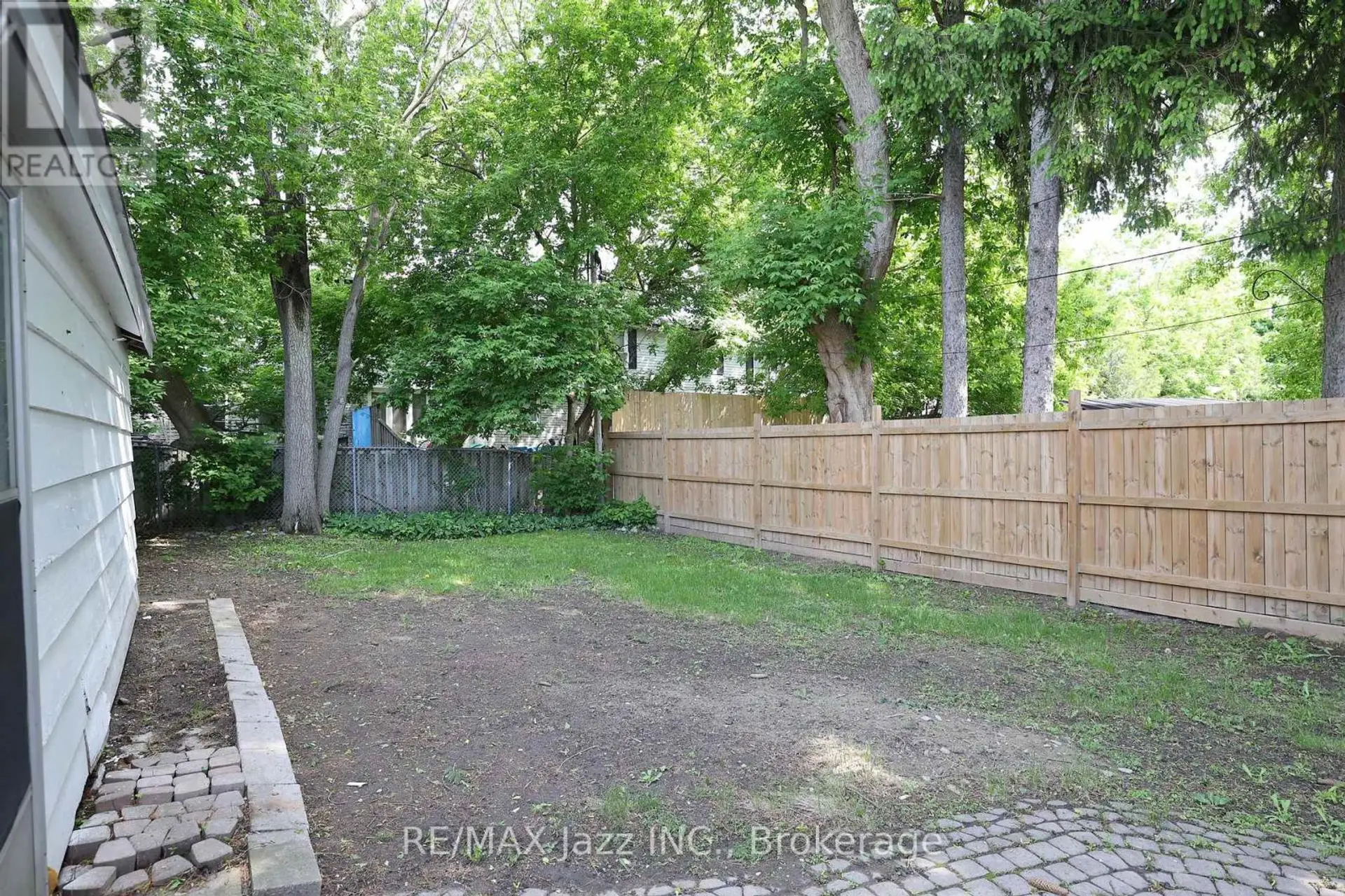 368 BUENA VISTA AVENUE - Image 15