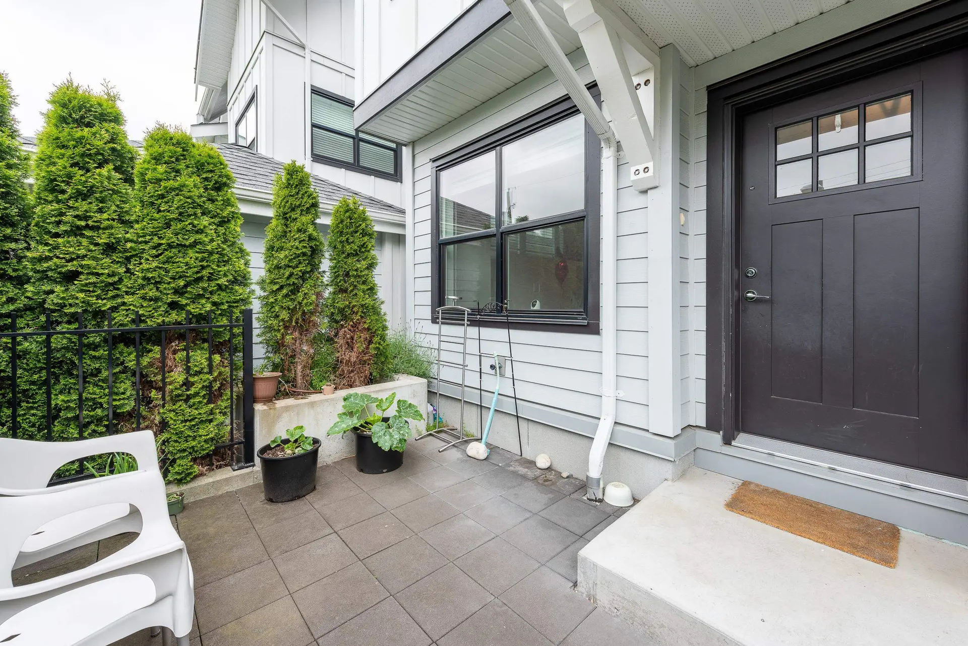#201 6933 Arcola Street - Image 3