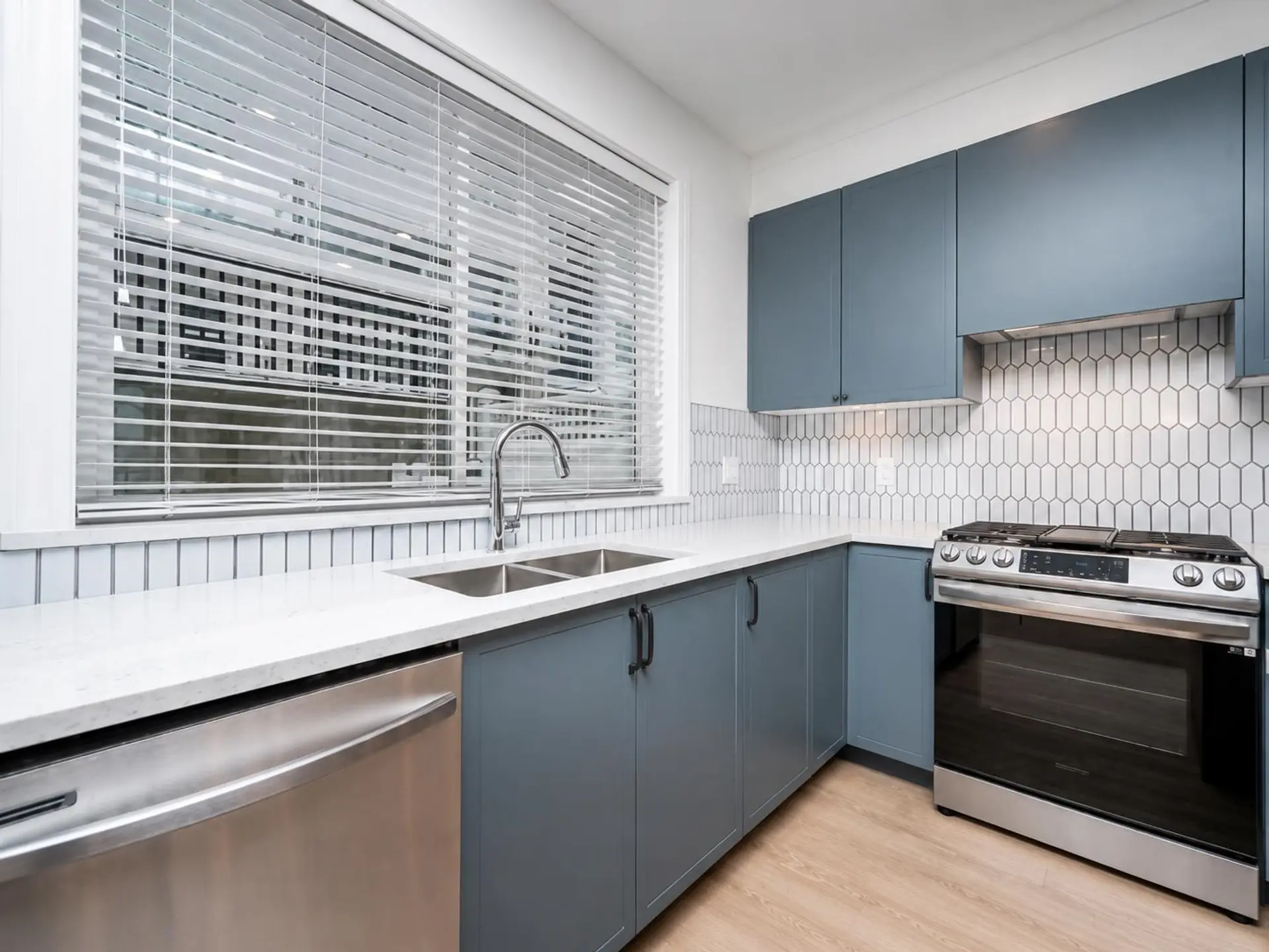 #32 14355 62 Avenue - Image 2