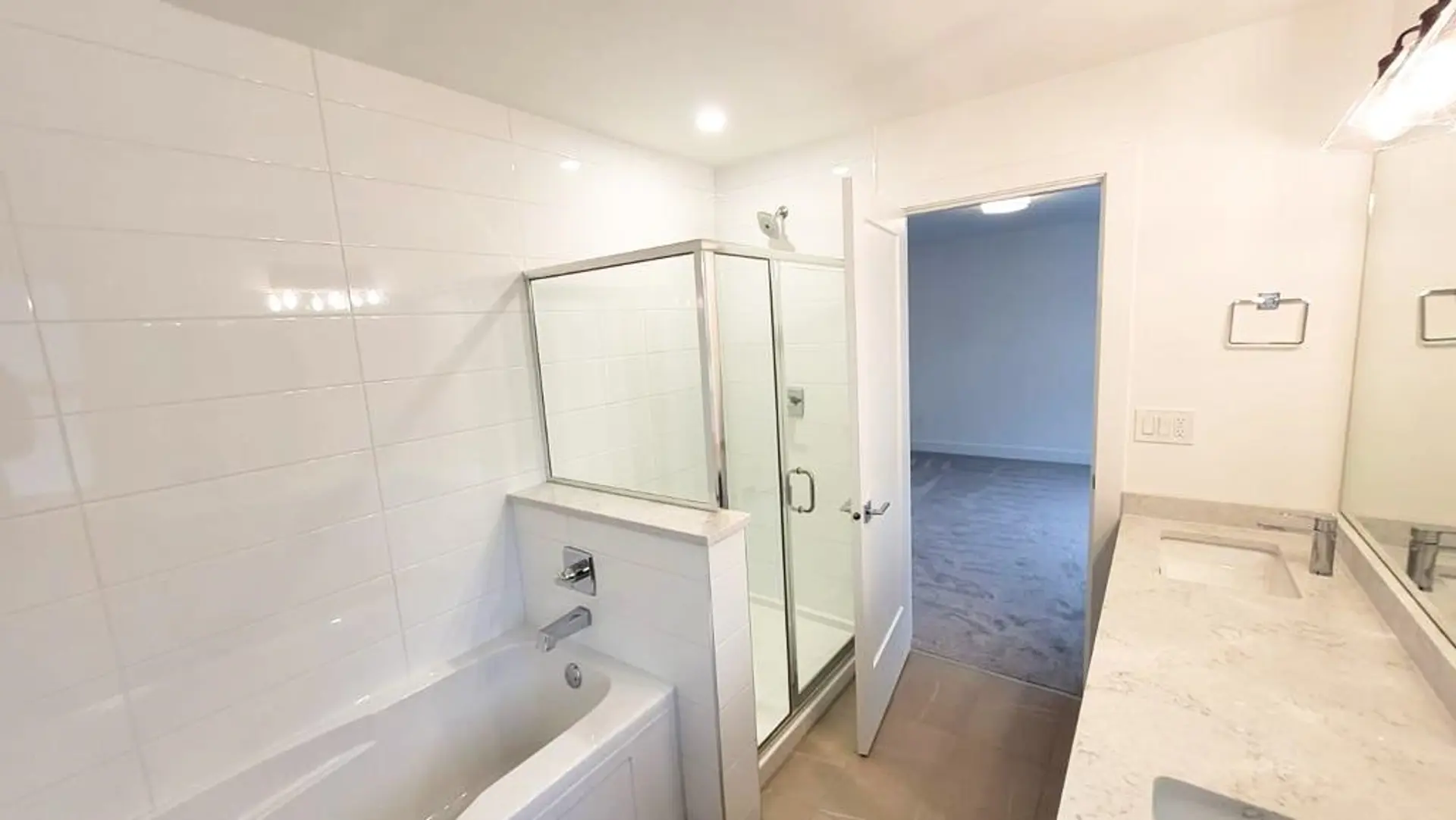 #32 14355 62 Avenue - Image 11