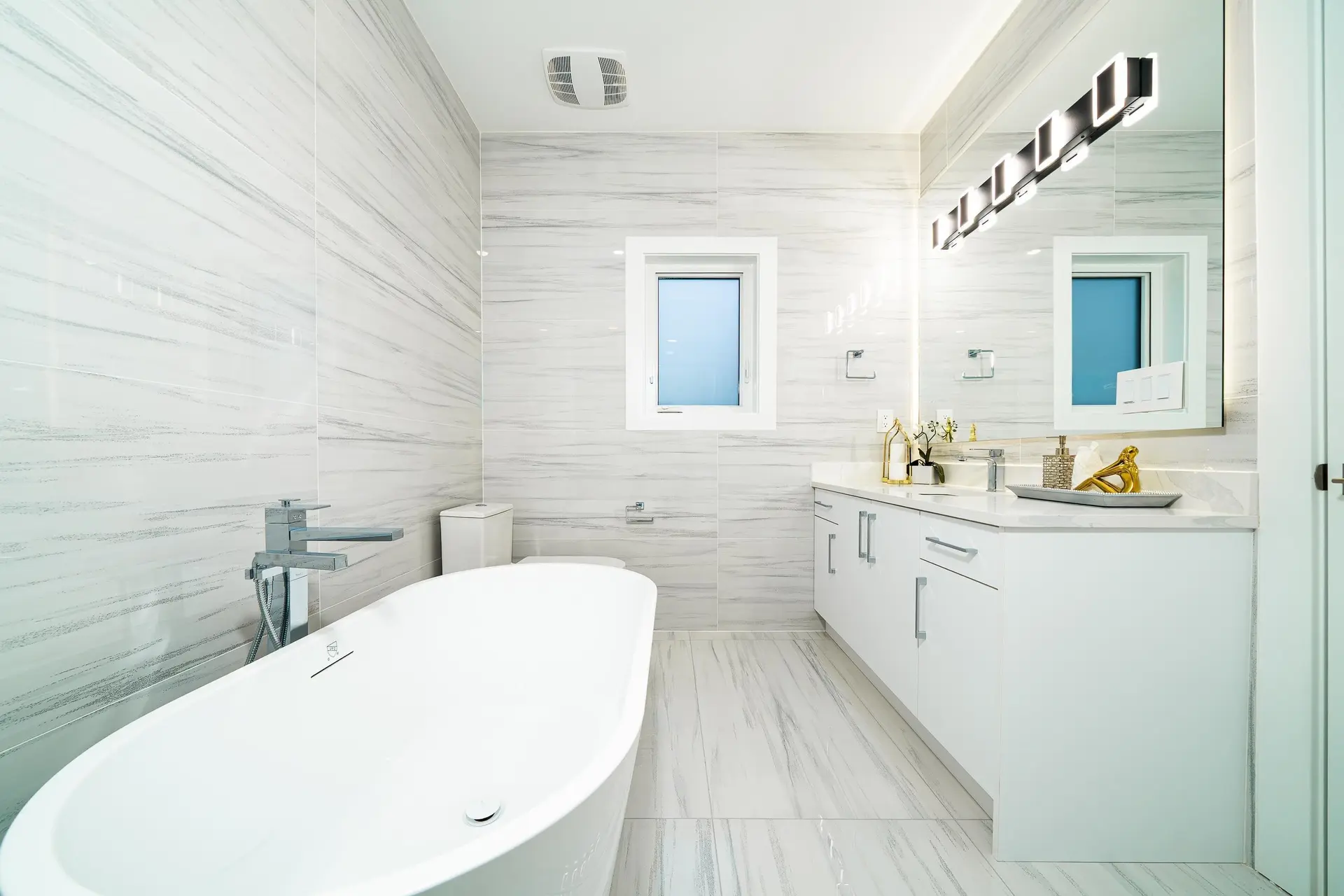 #2 4210 Union Street - Image 12