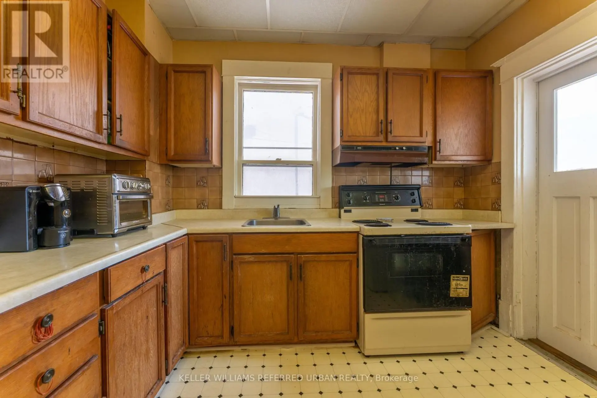 84 GOUGH AVENUE - Image 16
