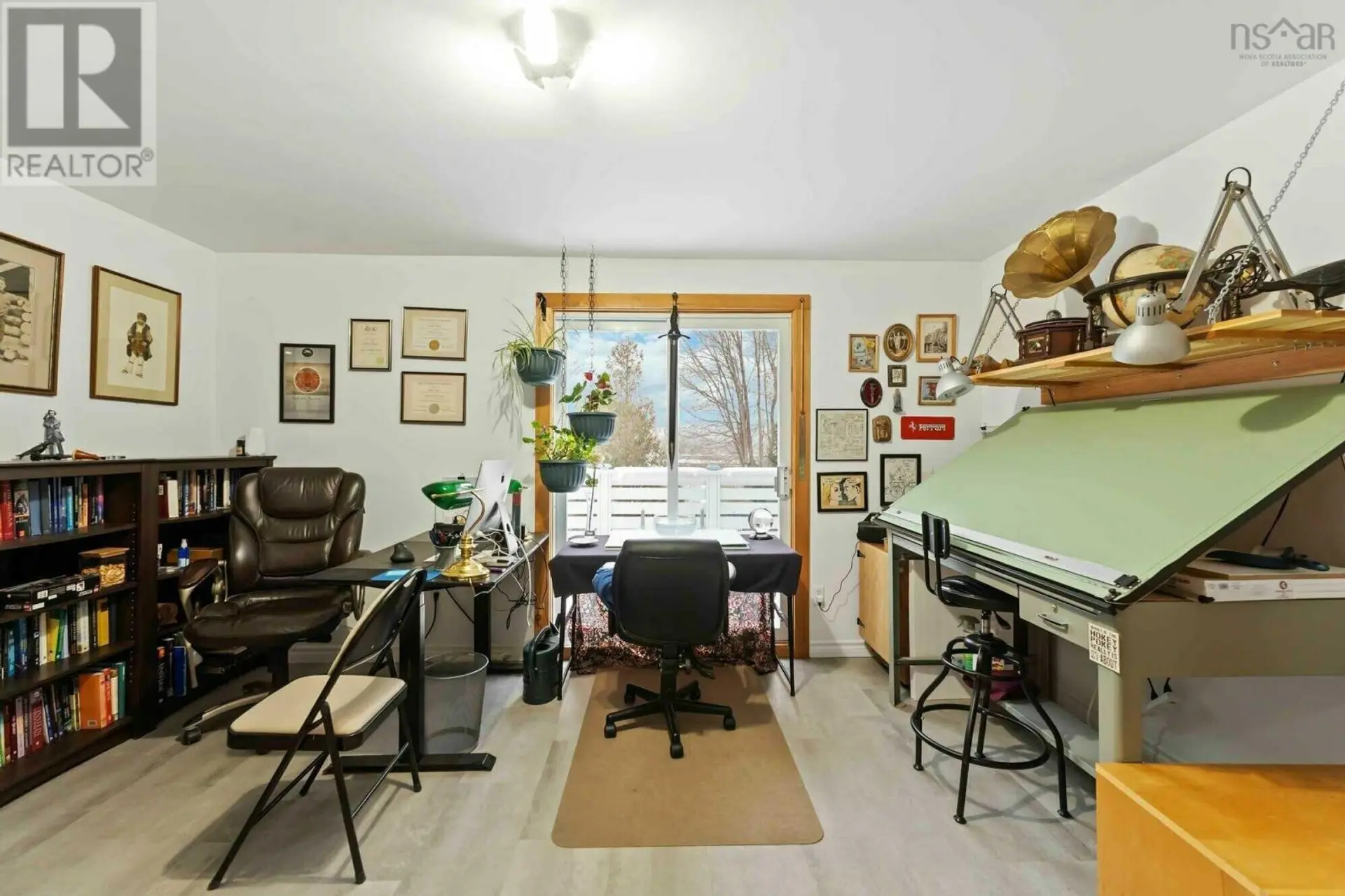607 St.George Street - Image 14