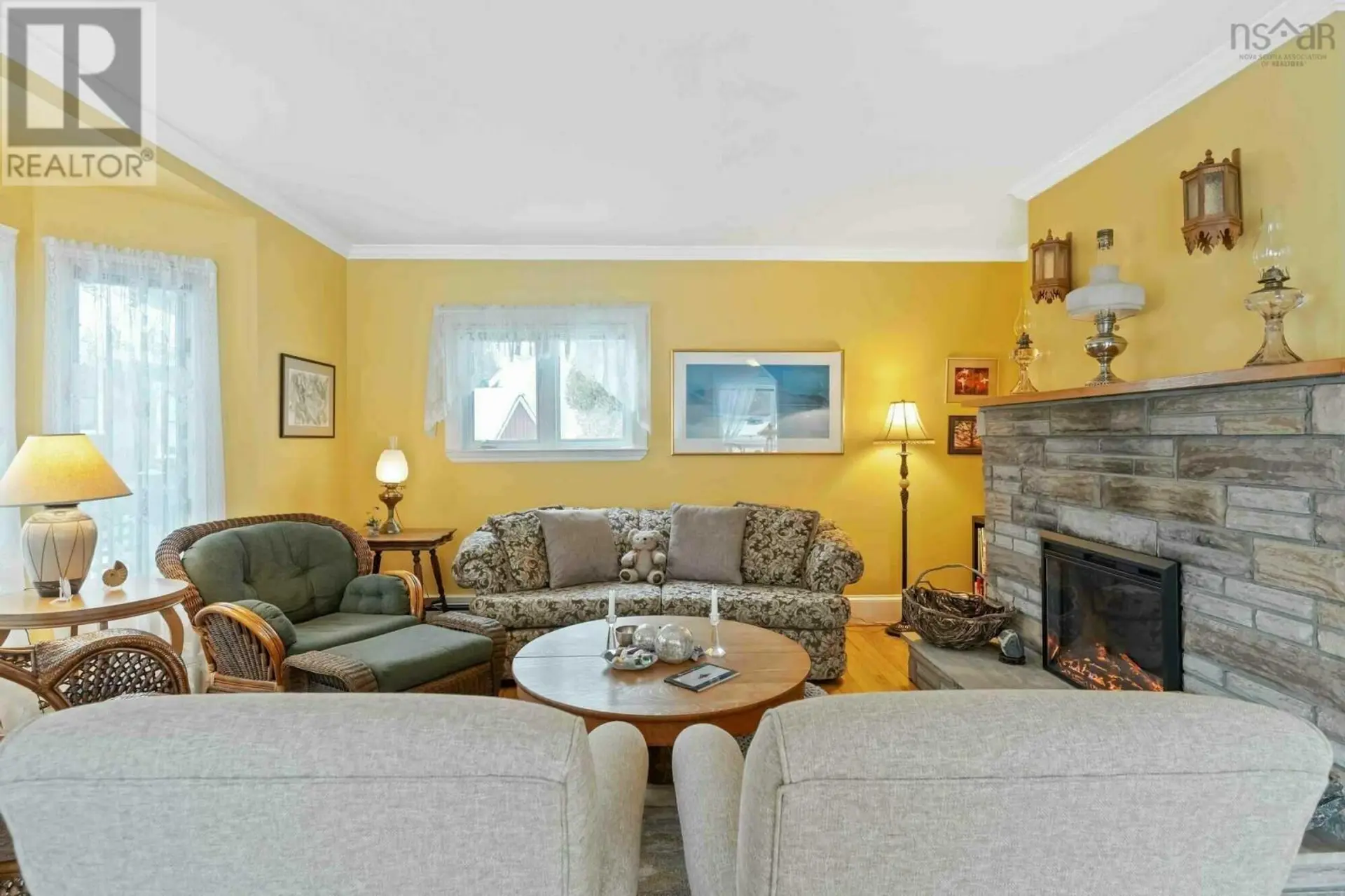 607 St.George Street - Image 3