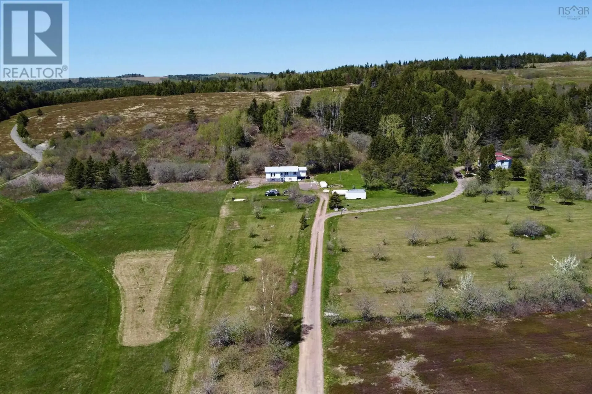61 Ballfield Road - Image 14