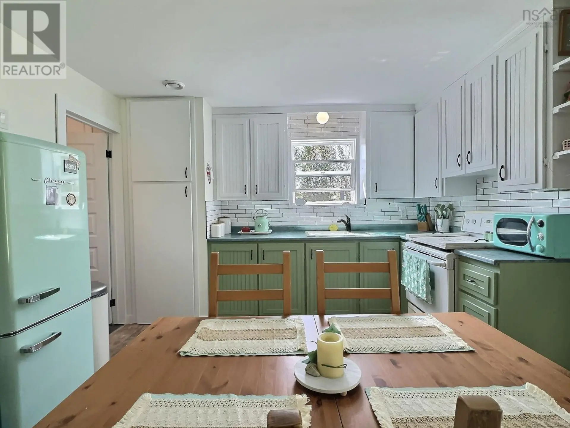 260 Loon Lane - Image 2