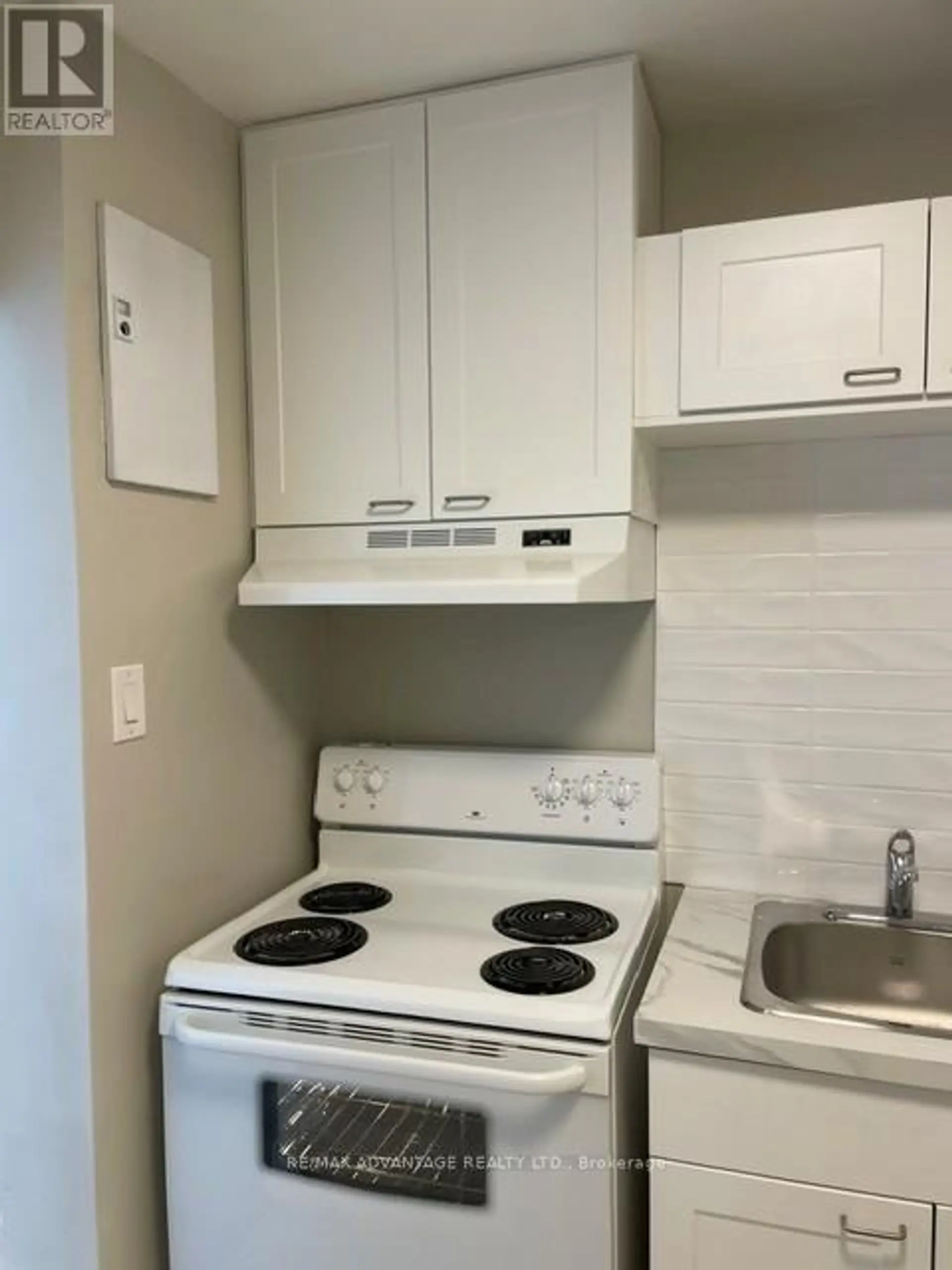 #1103 563 MORNINGTON AVENUE - Image 11