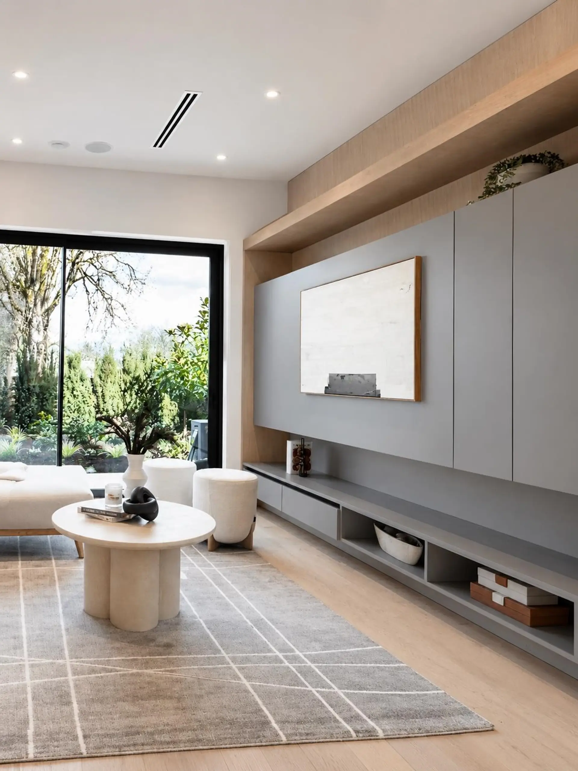 #1 1065 Ridley Drive - Image 4