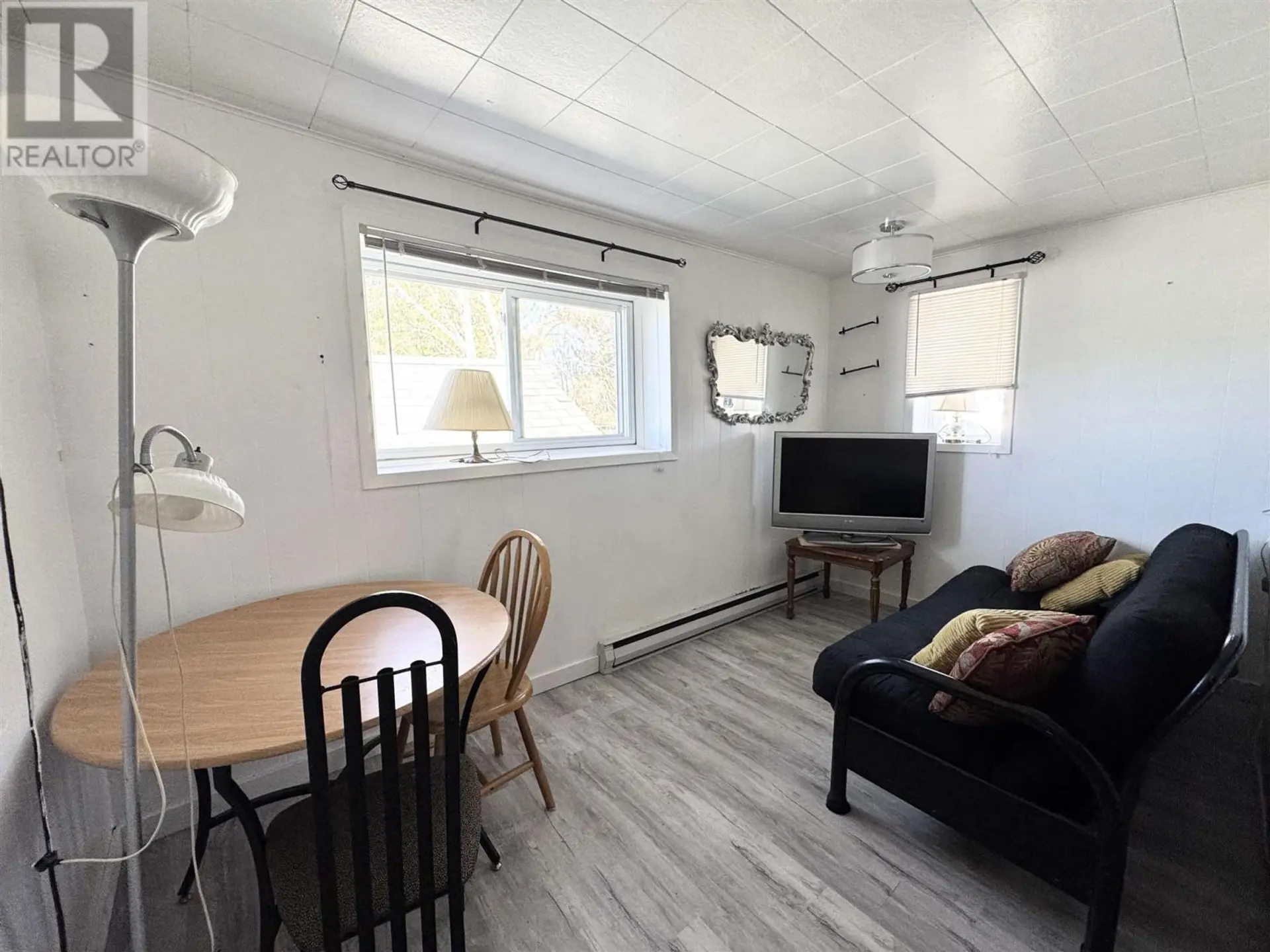 26 Connaught ST - Image 15