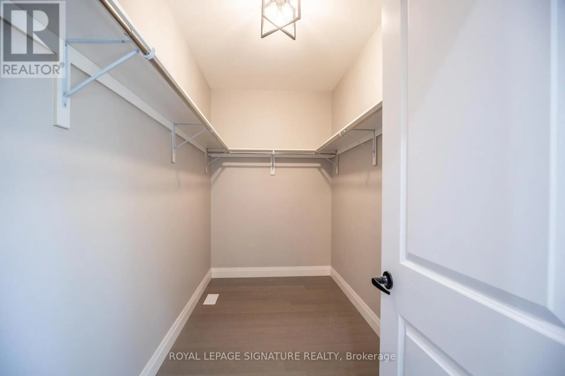 35 YOUNG STREET - Image 13