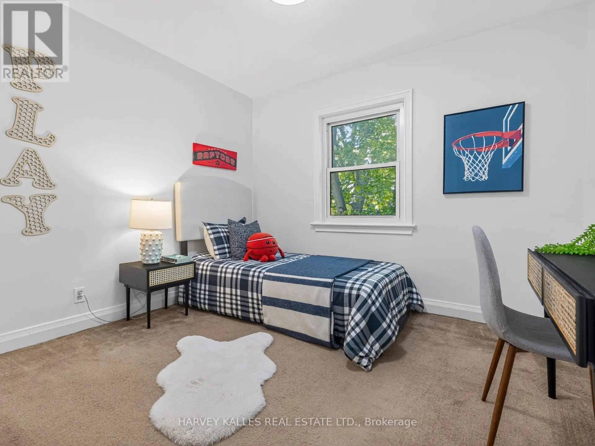 17 EDINBURGH DRIVE - Image 9