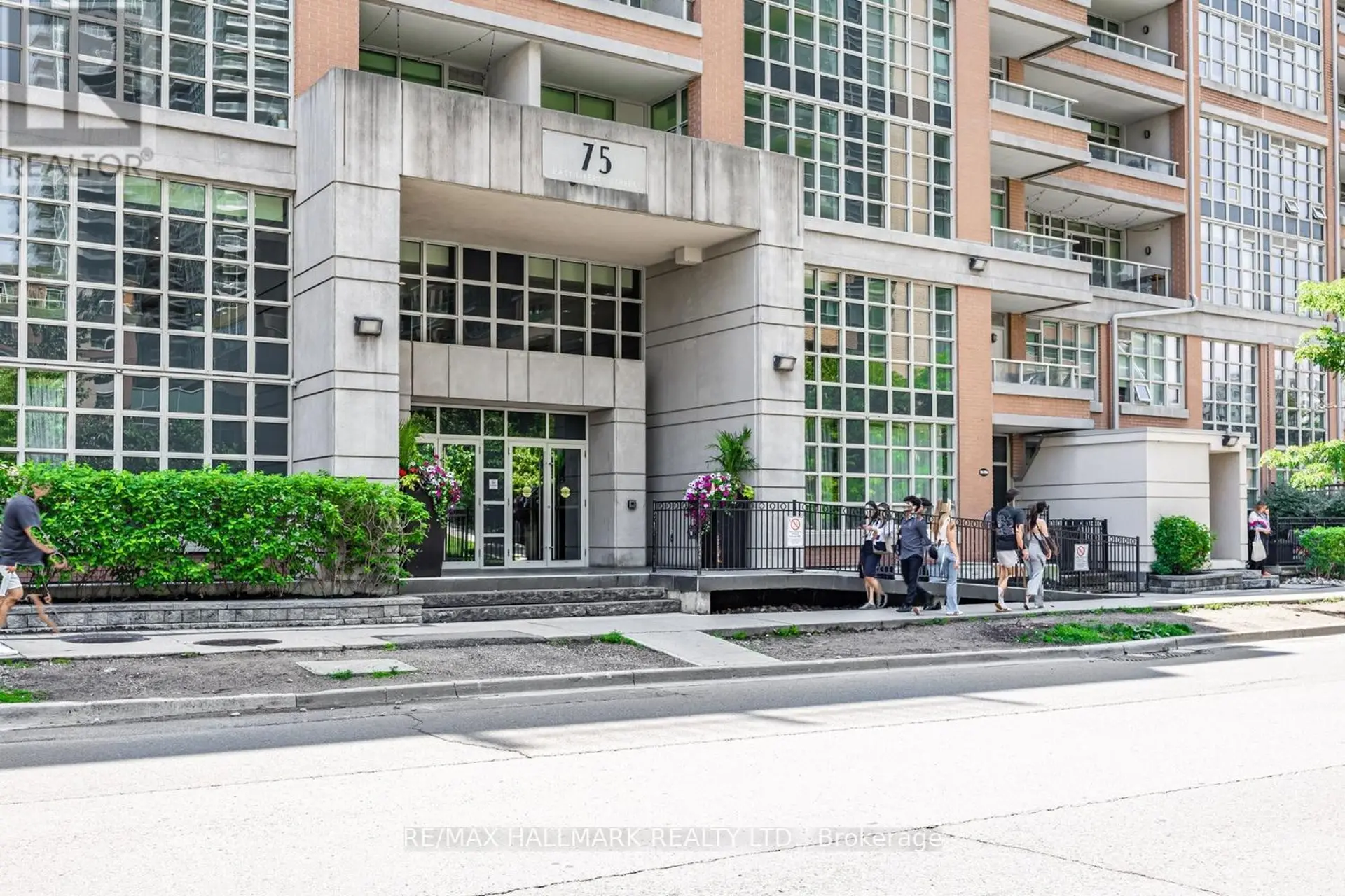 #1004 75 EAST LIBERTY STREET - Image 2