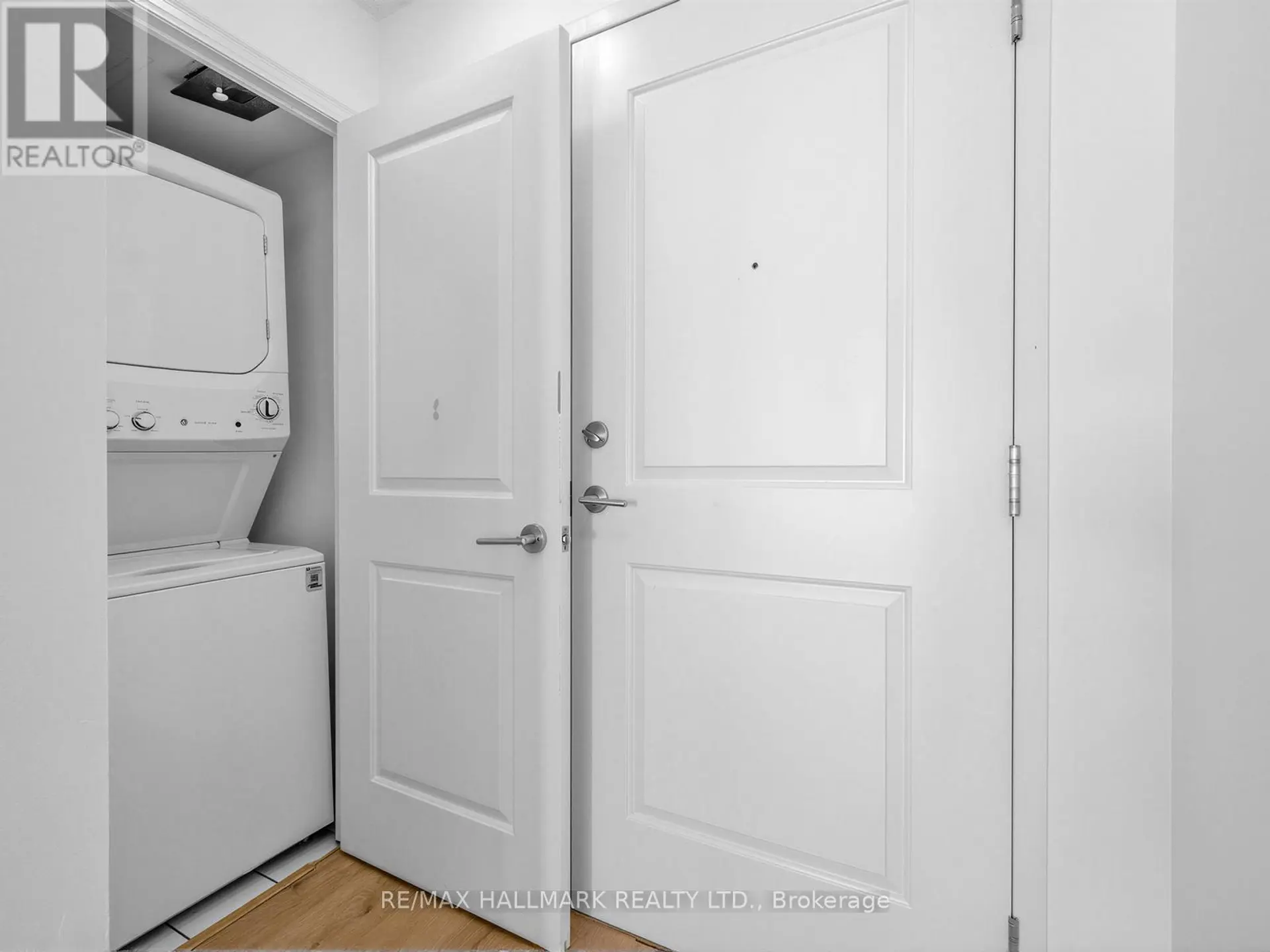 #1004 75 EAST LIBERTY STREET - Image 7