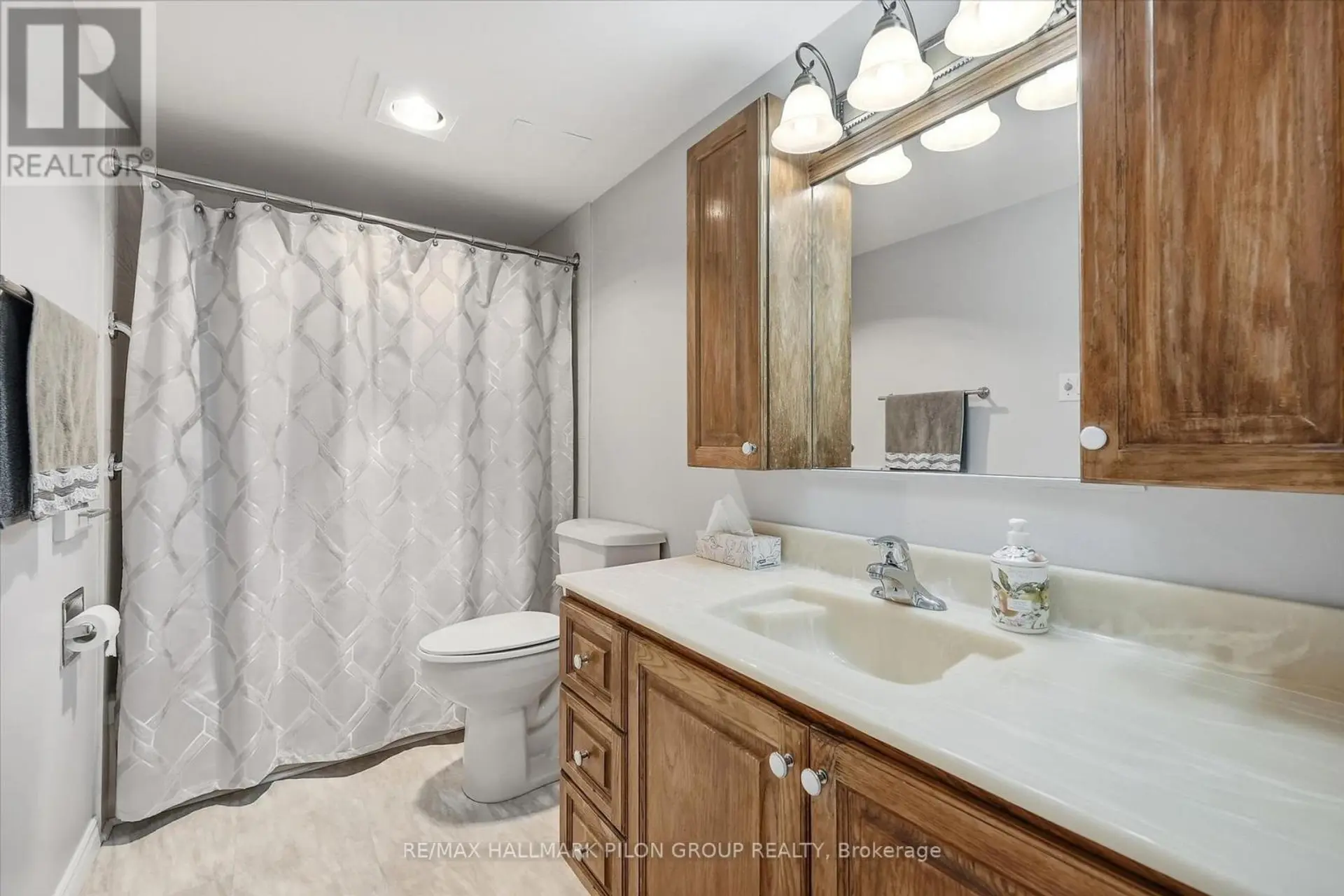 #206 316 SAVARD AVENUE - Image 10