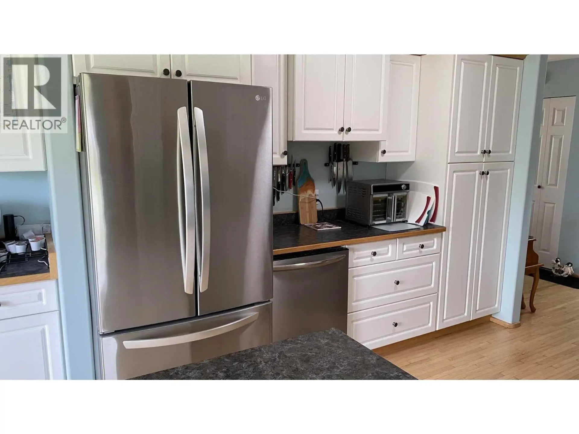 444 CAMERON ROAD - Image 4