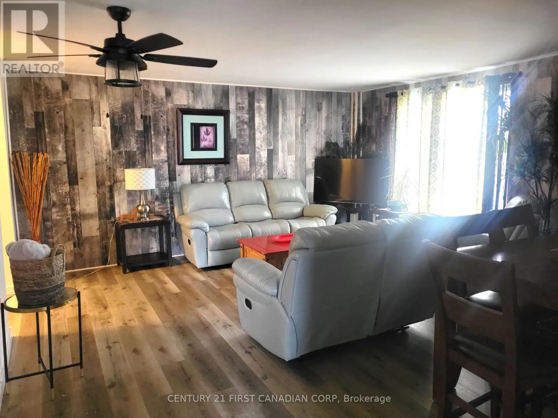 #604 583 MORNINGTON AVENUE - Image 3