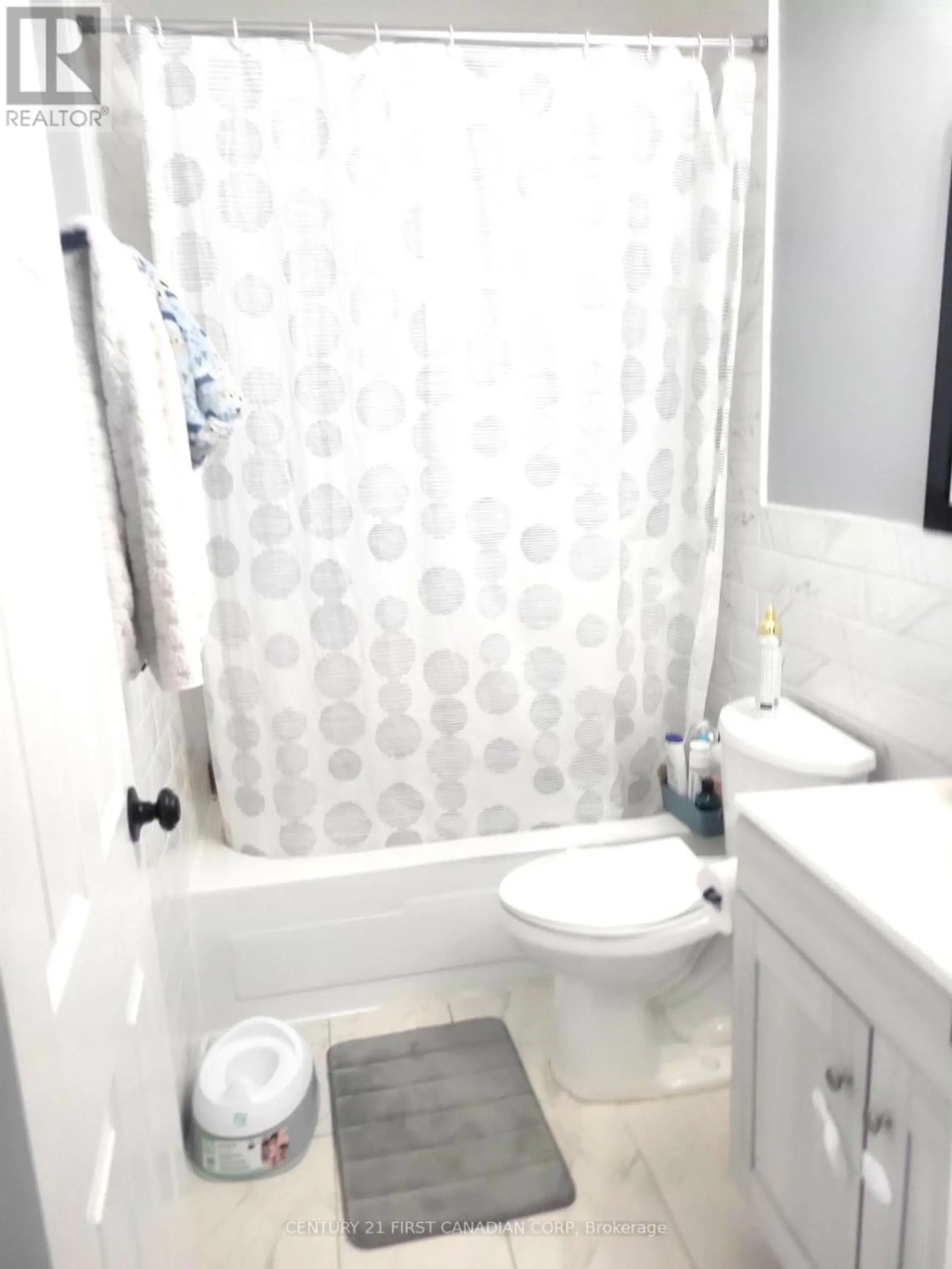 #604 583 MORNINGTON AVENUE - Image 8