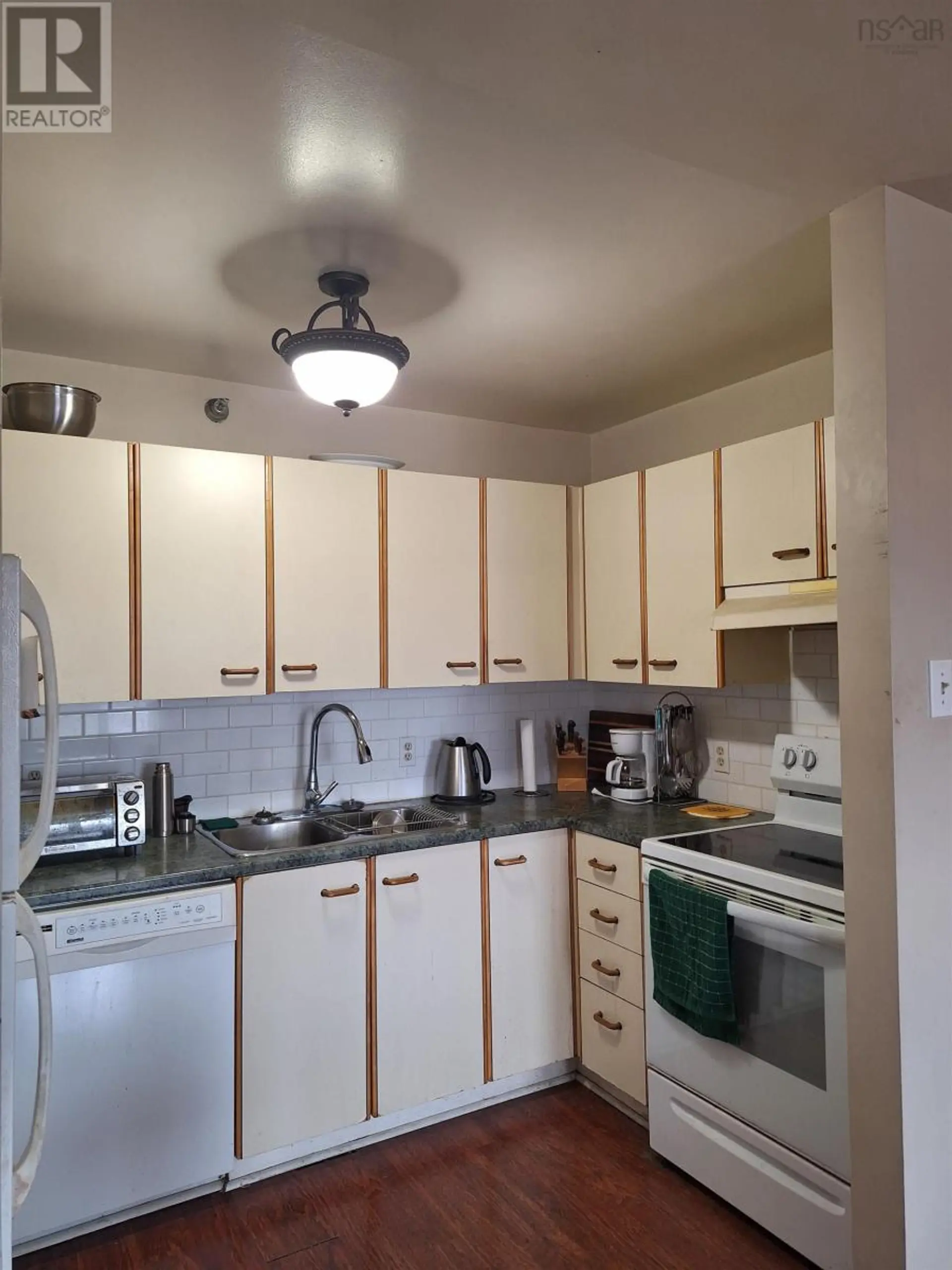 #301 178 Rutledge Street - Image 7