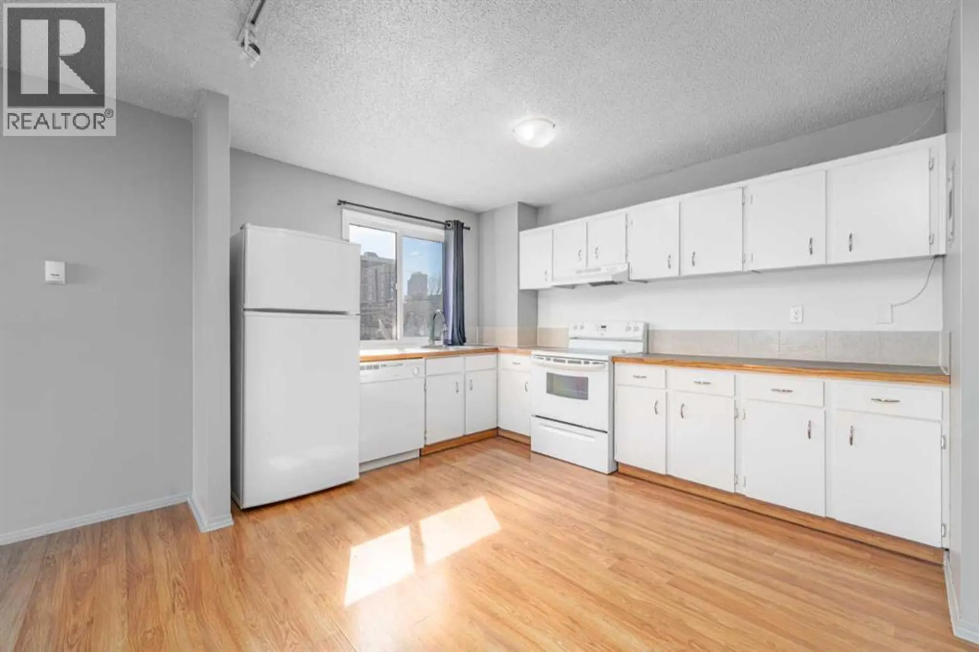 #304 1320 12 Avenue SW - Image 5
