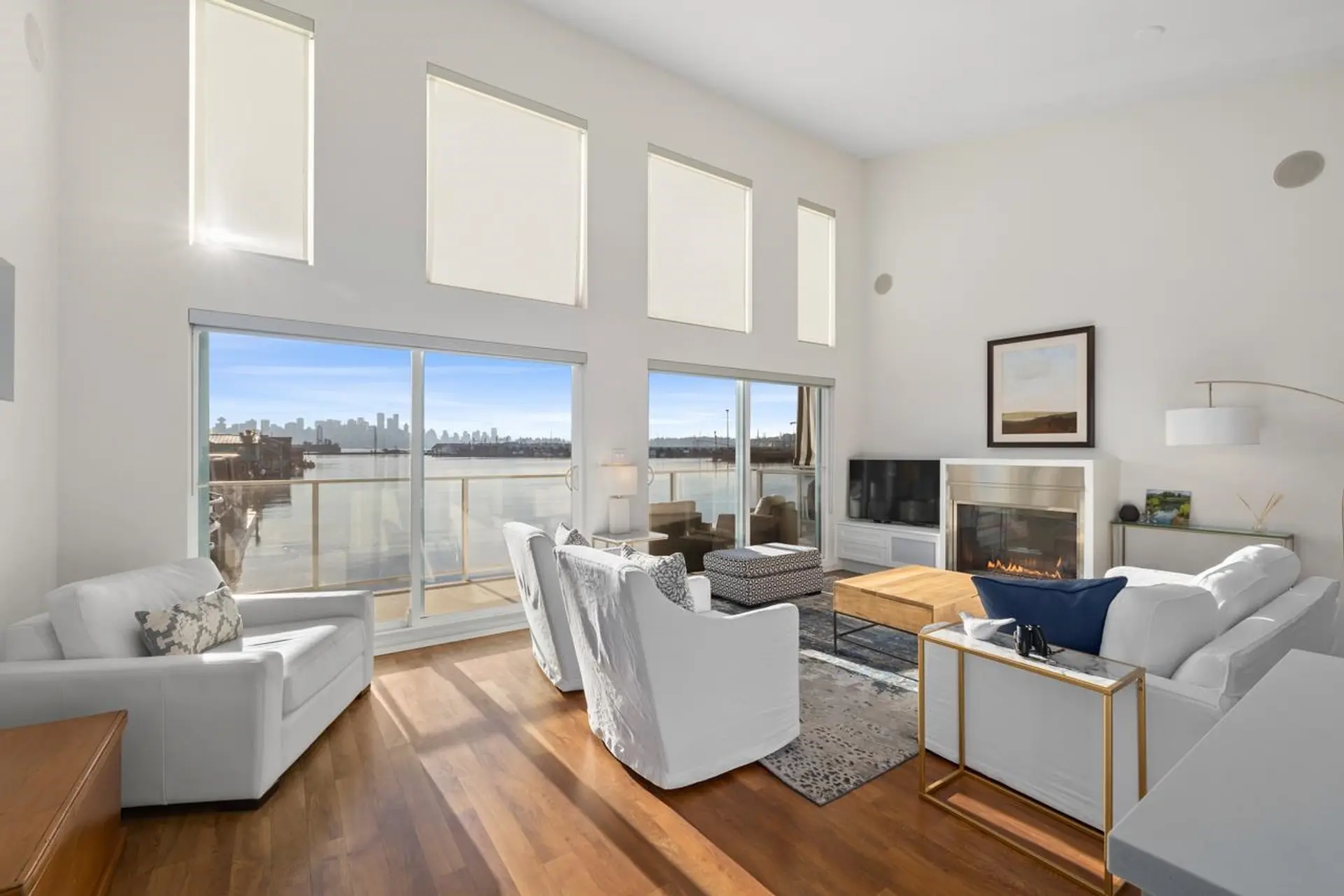 Property at #20 415 W Esplanade Avenue, North Vancouver, BC