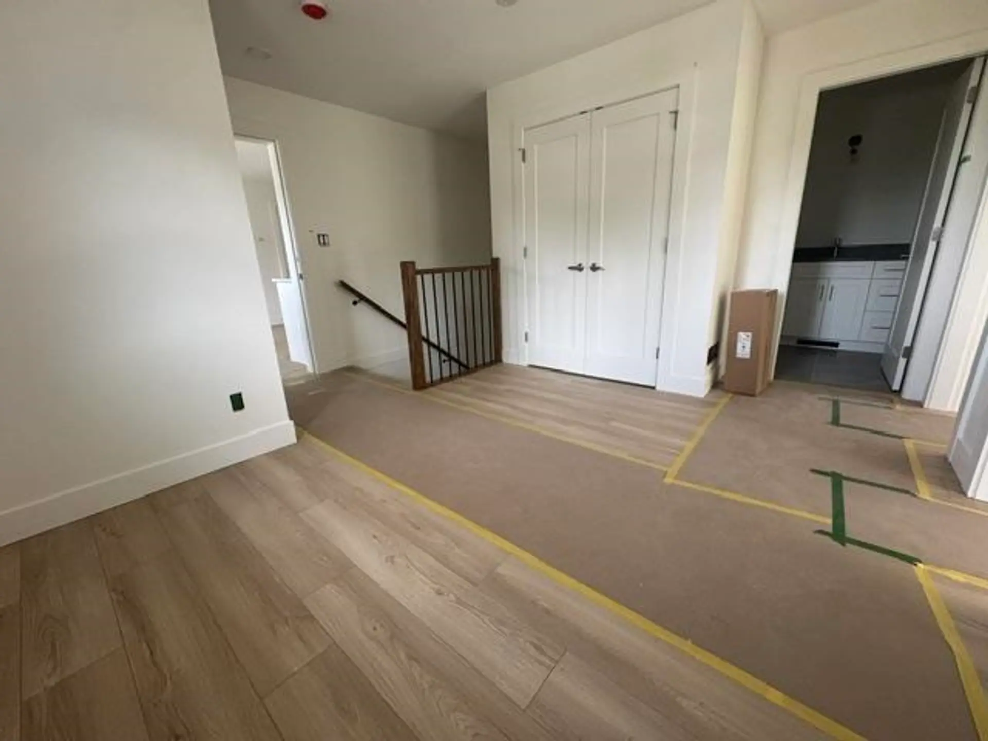 396 Eagle Street - Image 13