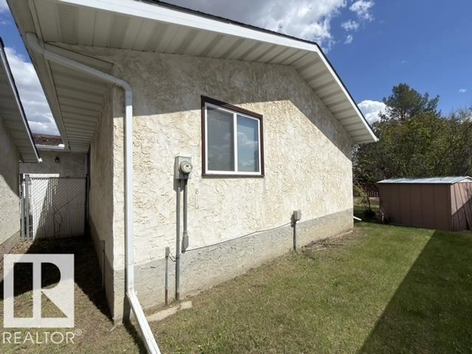 18 LATIMER PL - Image 4