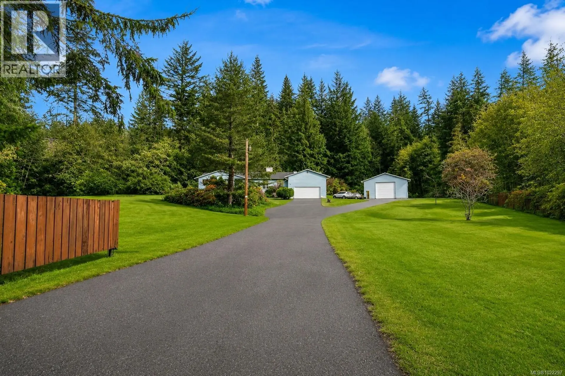 Property at 6513 Phantom Rd, Lantzville, BC
